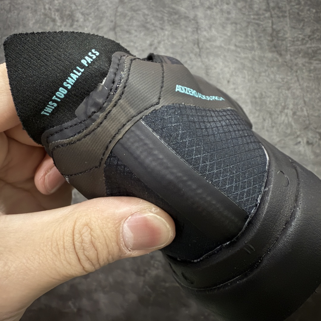 图片[2]-【NO.1纯原】Adidas Adizero Adios Pro 4 M竞训跑步鞋 黑色黑武士 HQ7411 市场独一档品质 区别所有版本 原鞋购入开发数月 原材料 原档案打造 细节版型一比一 独立双层组合底私模. 搭配ENERGYRODS 2.0真碳柱，每一步都动力满满 鞋面用的是Lightlock技术，轻透又贴合，就像给脚定制的一样。 中底是全掌Lightstrike Pro泡棉，软弹感超绝 真正一比一还原真实脚感💪🏻 尺码：36 36.5 37 38 38.5 39 40 40.5 41 42 42.5 43 44 44.5 45 46-选品中心