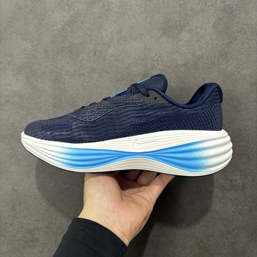 图片[2]-【公司级】Nike Zoom VOMERO 耐克 舒适减震防滑 低帮跑步鞋 全掌ReactX泡绵中底 前掌和后跟还配备了Air Zoom气垫单元 据说跑起来更快更舒适哦 这次最大的升级点 首次引入了ReactX泡绵 尺码：36-45 货号：YC2661-004-选品中心