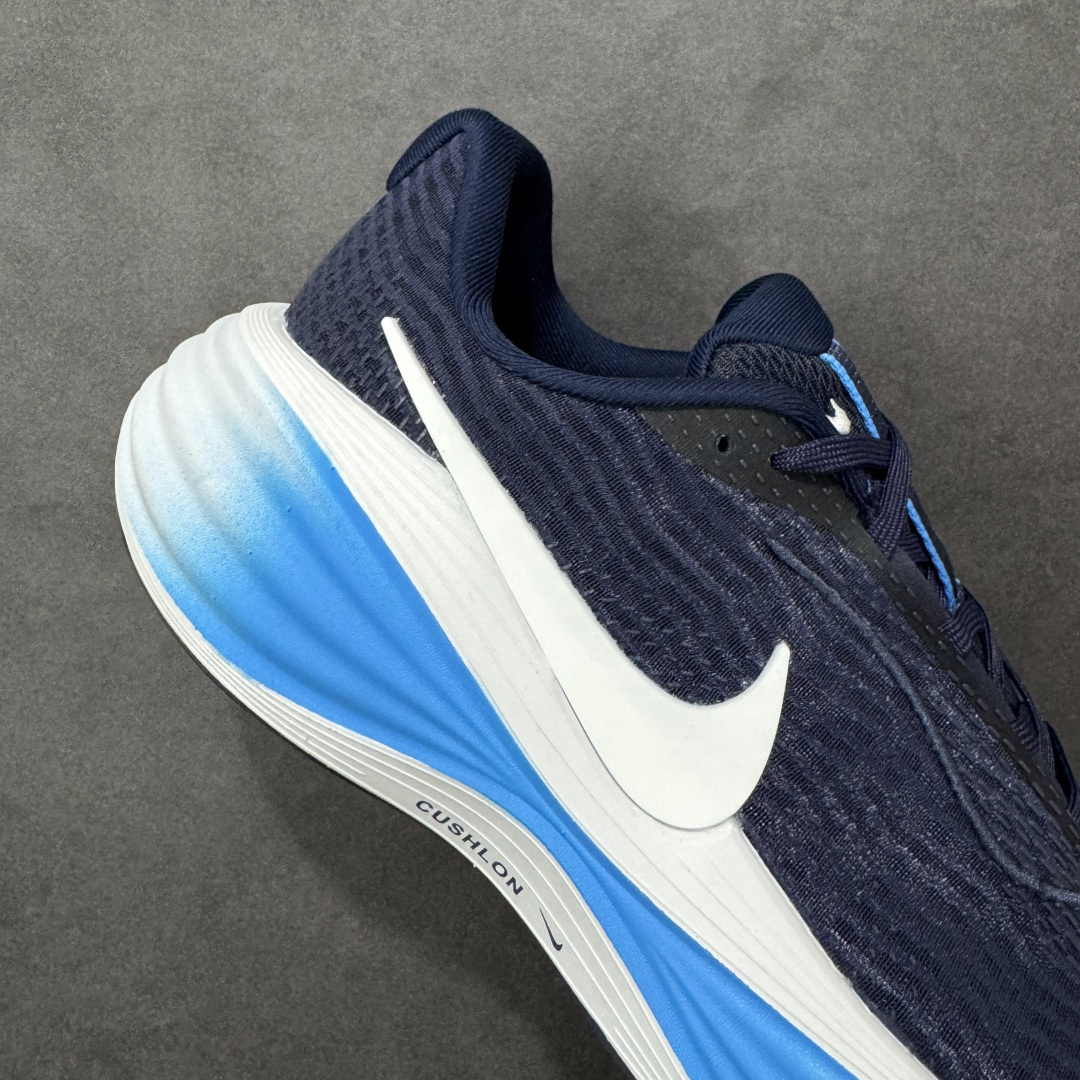 图片[6]-【公司级】Nike Zoom VOMERO 耐克 舒适减震防滑 低帮跑步鞋 全掌ReactX泡绵中底 前掌和后跟还配备了Air Zoom气垫单元 据说跑起来更快更舒适哦 这次最大的升级点 首次引入了ReactX泡绵 尺码：36-45 货号：YC2661-004-选品中心