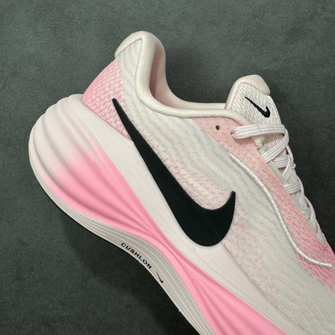 图片[6]-【公司级】Nike Zoom VOMERO 耐克 舒适减震防滑 低帮跑步鞋 全掌ReactX泡绵中底 前掌和后跟还配备了Air Zoom气垫单元 据说跑起来更快更舒适哦 这次最大的升级点 首次引入了ReactX泡绵 尺码：36-40 货号：YC2661-008-选品中心