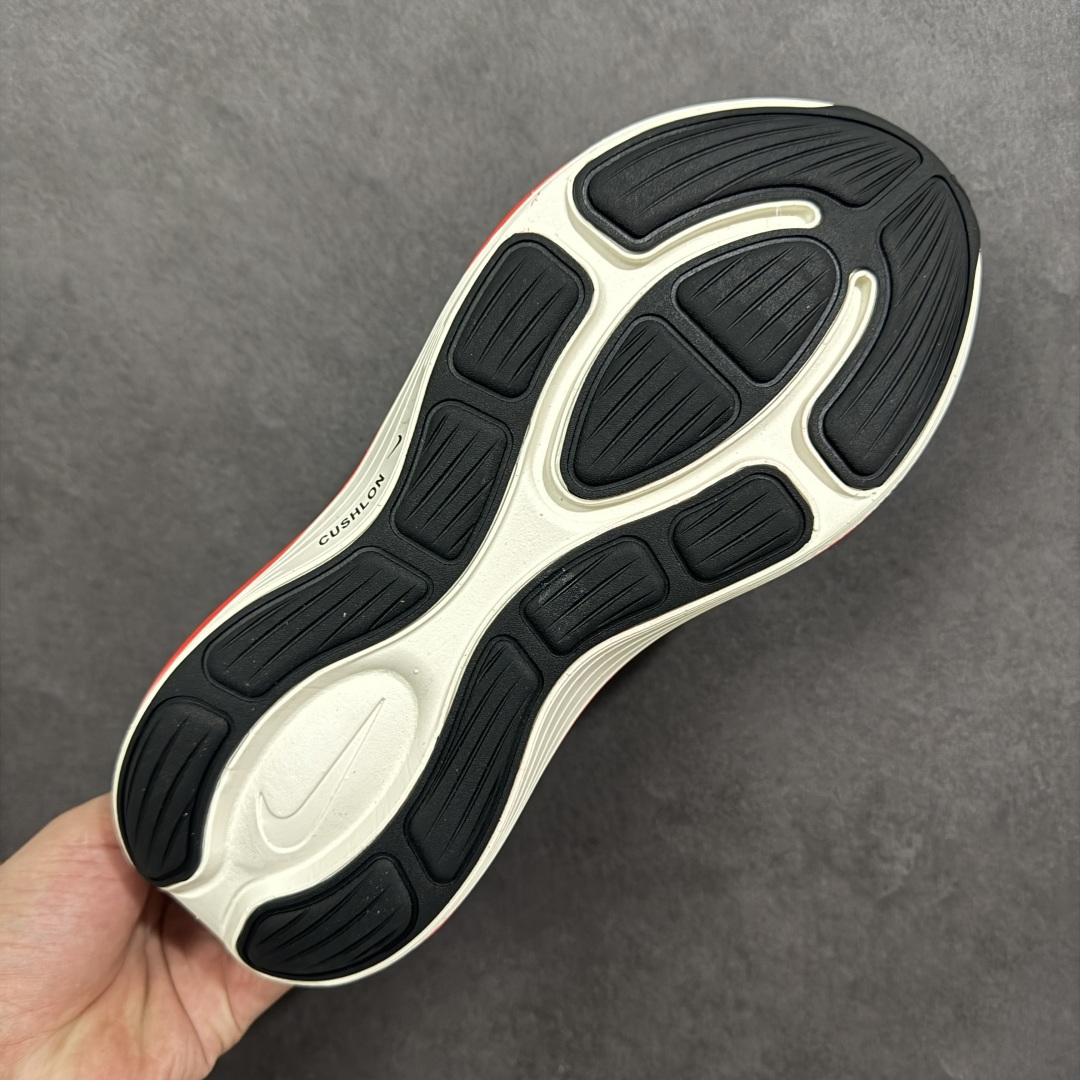 图片[9]-【公司级】Nike Zoom VOMERO 耐克 舒适减震防滑 低帮跑步鞋 全掌ReactX泡绵中底 前掌和后跟还配备了Air Zoom气垫单元 据说跑起来更快更舒适哦 这次最大的升级点 首次引入了ReactX泡绵 尺码：36-45 货号：YC2661-003-选品中心