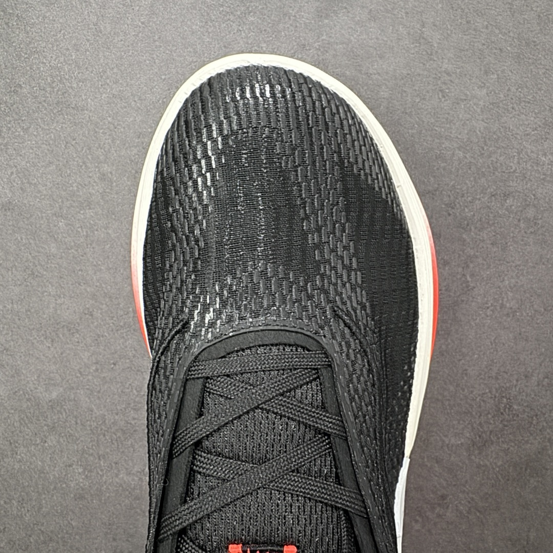 图片[8]-【公司级】Nike Zoom VOMERO 耐克 舒适减震防滑 低帮跑步鞋 全掌ReactX泡绵中底 前掌和后跟还配备了Air Zoom气垫单元 据说跑起来更快更舒适哦 这次最大的升级点 首次引入了ReactX泡绵 尺码：36-45 货号：YC2661-003-选品中心