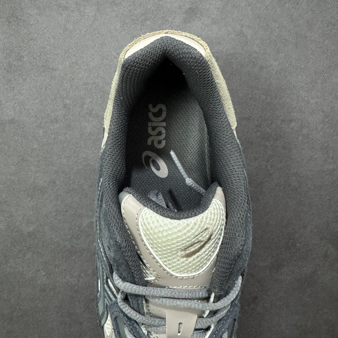 图片[7]-【升级版】Asics Gel-NYC复古单品 亚瑟士ASICSTIGER秋季新款休闲鞋 厚底街头运动休闲鞋 ASICS亚瑟士推出全新GEL-NYC，彰显纽约都市活力 这次的新系列融入了多个版本GEL的经典设计风格，广受好评。其设计灵感来源于GEL-NIMBUS 3,GEL-MC PLUS V 和 GEL-CUMULUS 16 这些往日经典鞋款。GEL-NYC使用GEL-CUMULUS 16鞋款的鞋楦设计,展现了独特的现代化美学。鞋底采用了轻质发泡材料,并在后跟和前掌处采用了ASICS亚瑟士核心科技——GEL缓震胶,赋予鞋款强大的缓冲性能,提供了更柔软舒适的穿着体验。而在原有设计的启发之上,此次鞋款采用更贴合当今潮流趋势的材料和创新技术,展现出纽约充满活力的都市精神。 尺码：36-47 编码：1201A789-250-选品中心