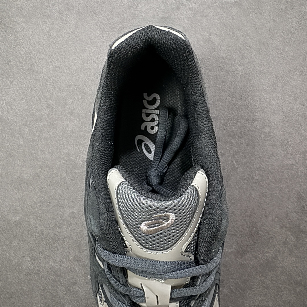 图片[7]-【升级版】Asics Gel-NYC复古单品 亚瑟士ASICSTIGER秋季新款休闲鞋 厚底街头运动休闲鞋 ASICS亚瑟士推出全新GEL-NYC，彰显纽约都市活力 这次的新系列融入了多个版本GEL的经典设计风格，广受好评。其设计灵感来源于GEL-NIMBUS 3,GEL-MC PLUS V 和 GEL-CUMULUS 16 这些往日经典鞋款。GEL-NYC使用GEL-CUMULUS 16鞋款的鞋楦设计,展现了独特的现代化美学。鞋底采用了轻质发泡材料,并在后跟和前掌处采用了ASICS亚瑟士核心科技——GEL缓震胶,赋予鞋款强大的缓冲性能,提供了更柔软舒适的穿着体验。而在原有设计的启发之上,此次鞋款采用更贴合当今潮流趋势的材料和创新技术,展现出纽约充满活力的都市精神。 尺码：36-47 编码：1201A789-020-选品中心