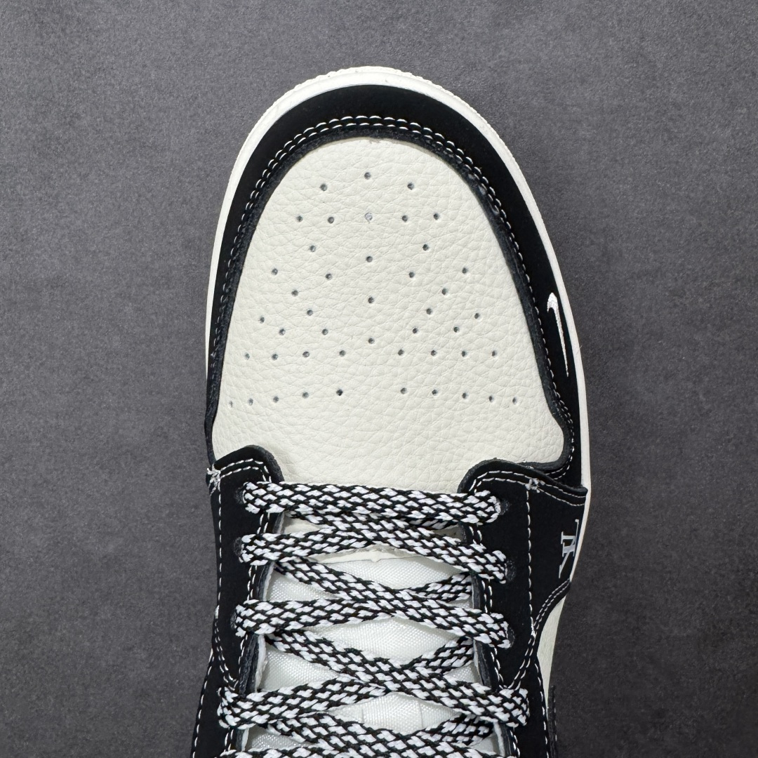 图片[8]-【定制版】Nike Jordan Air Jordan 1“ LV联名——黑白熊猫印花” 高端定制 低帮 复古 减震 防滑 耐磨 篮球鞋 定制鞋盒 大厂纯原品质出货 超高清洁度 皮料切割干净无任何毛边 细节完美 货号：QL1988-002 尺码： 36 36.5 37.5 38 38.5 39 40 40.5 41 42 42.5 43 44 44.5 45-选品中心