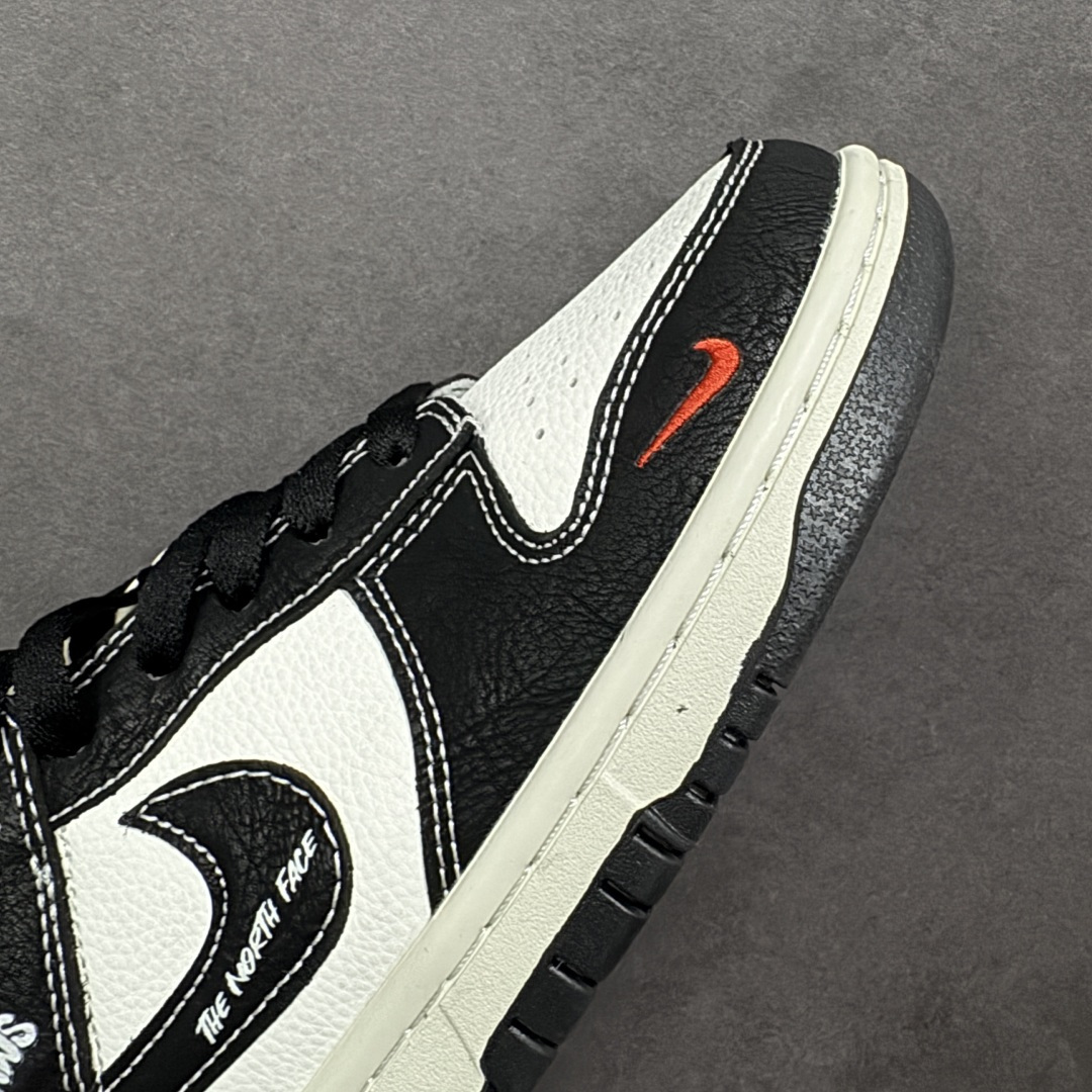 图片[5]-【定制版】Nike SB Dunk Low 北面联名 黑白 高端定制 低帮休闲板鞋  #定制鞋盒 大厂纯原品质出货 超高清洁度 皮料切割干净无任何毛边 细节完美 货号：YF9511-915  尺码：36 36.5 37.5 38 38.5 39 40 40.5 41 42 42.5 43 44 44.5 45-选品中心