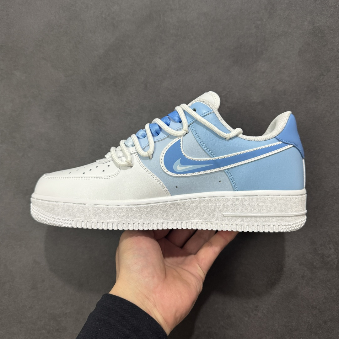 图片[2]-【定制版】Nike Air Force 1\’07 Low 空军一号低帮休闲板鞋  #鞋身主体为白色皮革，鞋侧Swoosh、鞋帮及鞋带采用渐变浅蓝，清新柔和，自带“海盐/奶蓝”的氛围感！ 货号：CD2288-951  尺码：36 36.5 37.5 38 38.5 39 40 40.5 41 42 42.5 43 44 44.5 45-选品中心