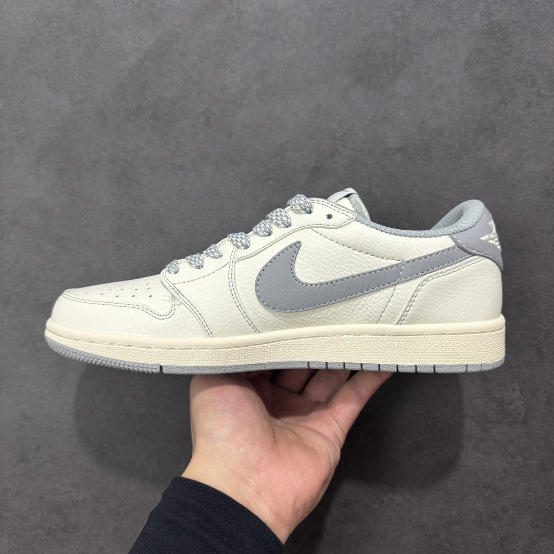 图片[2]-【定制版】Air Jordan 1 Low AJ1 乔1 斯图西联名 高端定制 倒钩低帮复古篮球鞋 #定制鞋盒 大厂纯原品质出货 超高清洁度 皮料切割干净无任何毛边 细节完美 货号：CS5288-501 尺码：36 36.5 37.5 38 36.5 39 40 40.5 41 42 42.5 43 44 44.5 45 编码：CCB320330-选品中心