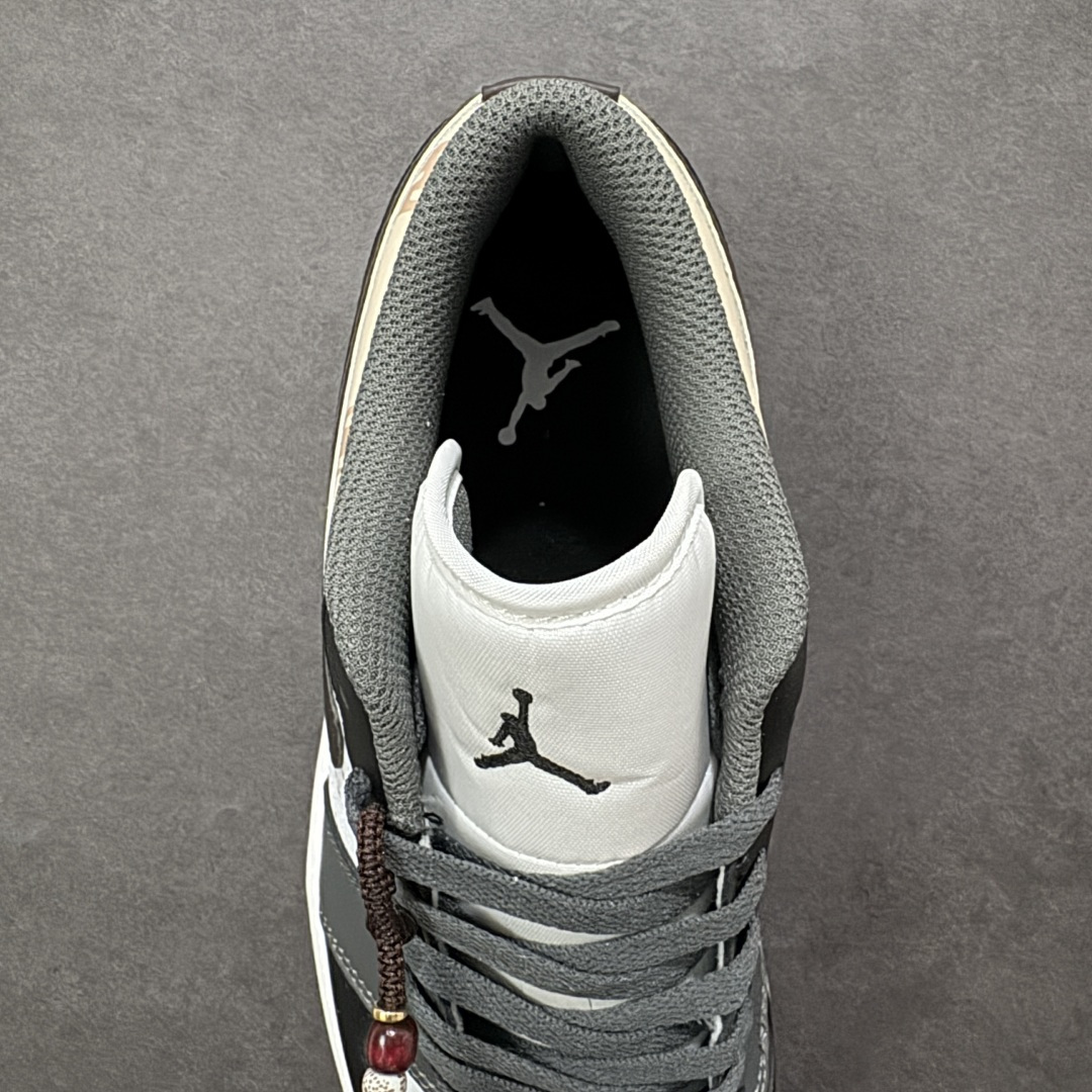 图片[7]-【K版】Air Jordan 1 Low AJ1 乔1马年限定 低帮文化休闲板鞋 货号：553558-152 尺码：36 36.5 37.5 38 38.5 39 40 40.5 41 42 42.5 43 44 44.5 45 46 编码： DKB240260-选品中心