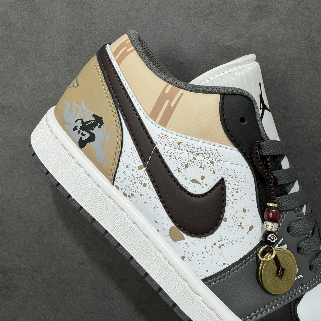 图片[6]-【K版】Air Jordan 1 Low AJ1 乔1马年限定 低帮文化休闲板鞋 货号：553558-152 尺码：36 36.5 37.5 38 38.5 39 40 40.5 41 42 42.5 43 44 44.5 45 46 编码： DKB240260-选品中心