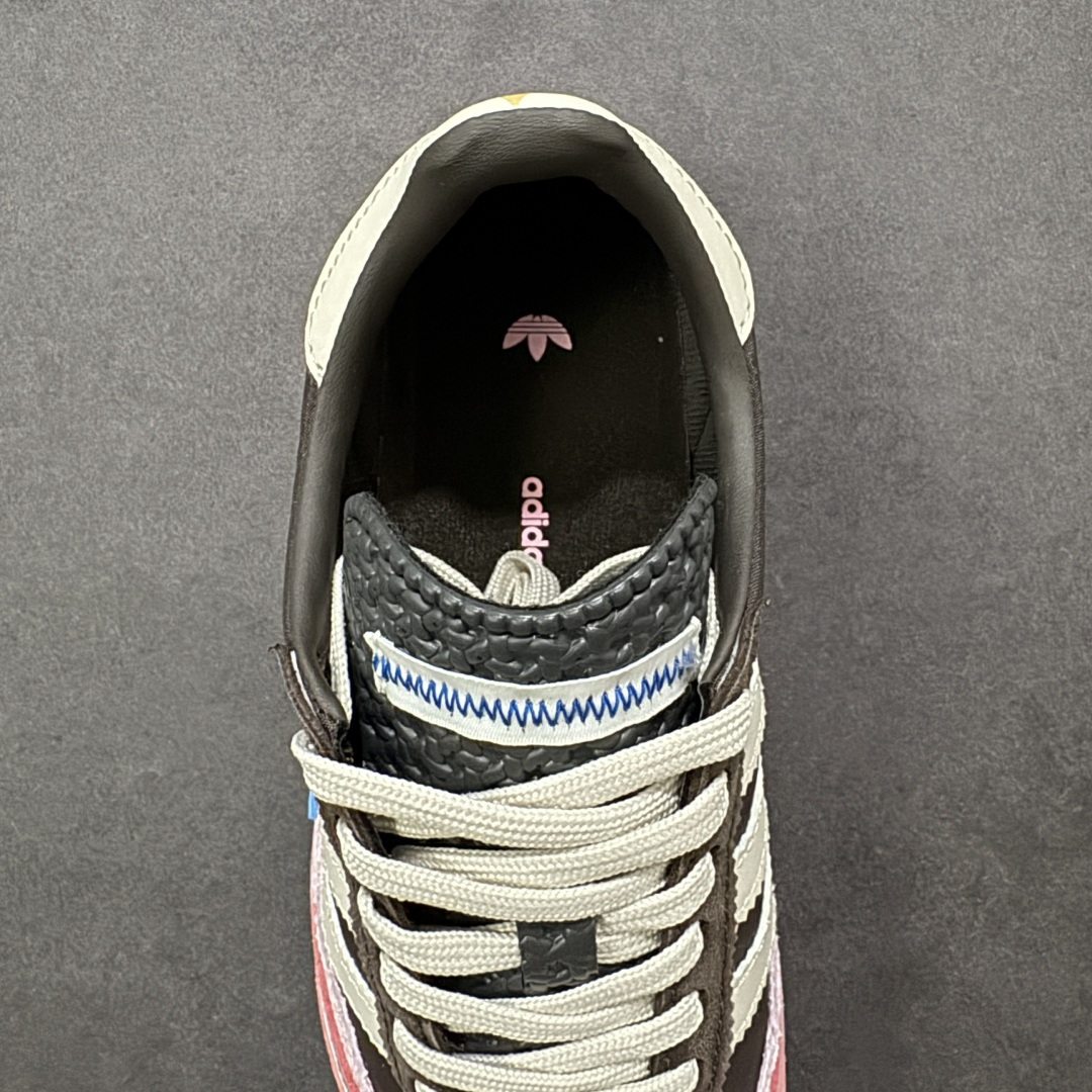 图片[7]-【公司级】Bad Bunny x adidas 以 Adizero SL 72奶油坏痞兔联名 复古休闲运动鞋 Bad Bunny x adidas Adizero SL 72最新合作鞋款，巧妙地将经典设计与现代创新相结合。这款跑鞋融合了经典 SL 72 的复古元素和 Adizero 系列的尖端设计。全鞋采用多层结构打造，并通过华夫格网眼布、麂皮、皮革和灯芯绒等质感材质的拼接，营造极具高级格调的层次视觉；印在足弓处的「Para Bad Bunny」字样则凸显鞋款合作身份。 货号： JP5997 尺码： 36-45 带半码 编码：XSB220230-选品中心