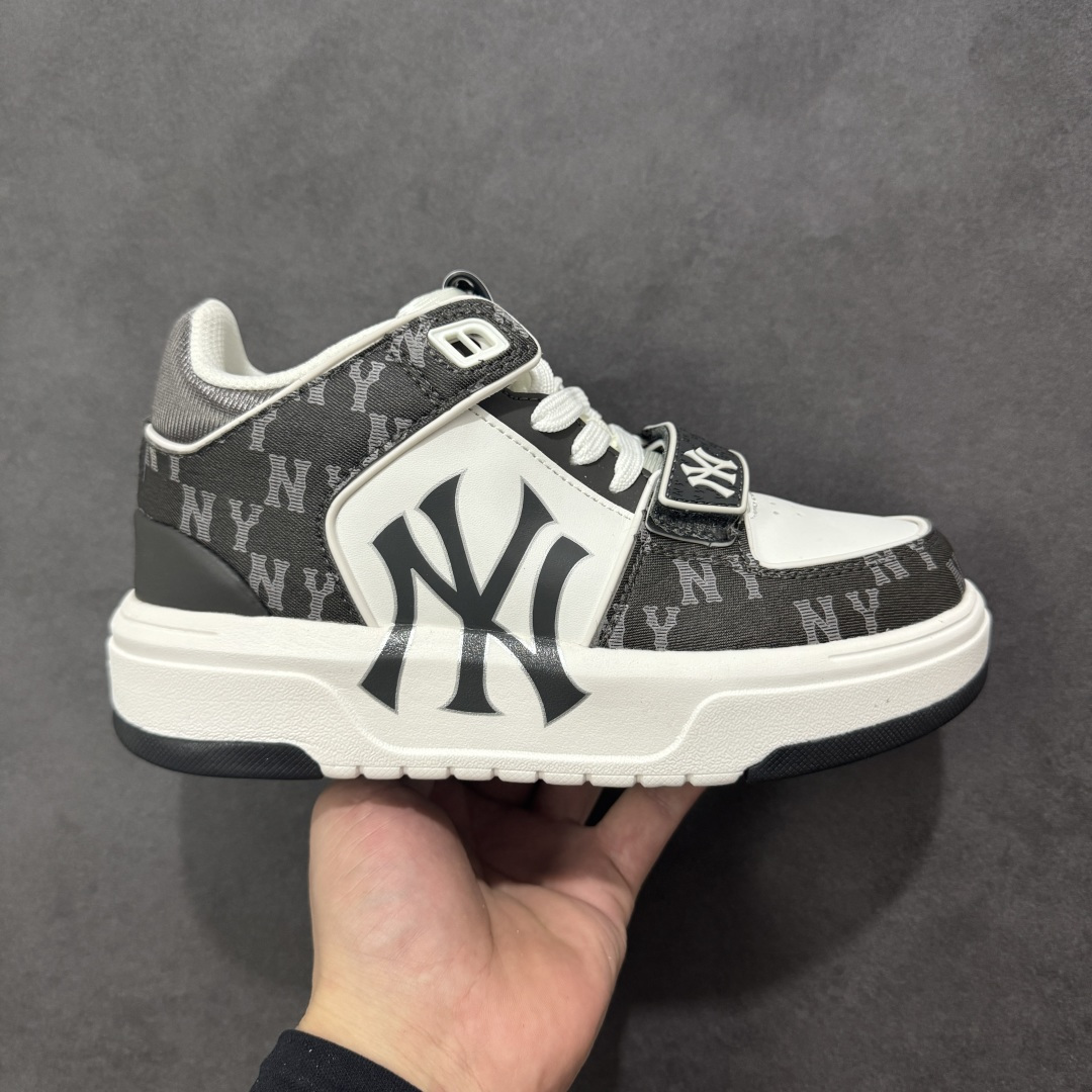 图片[14]-【GQ福利】福利特价MLB Chunky Runner Basic 纽约洋基队二代扣学长鞋 低帮老爹风轻量增高厚底百搭休闲运动板鞋 原楦原纸版开发版型#采用荔枝纹轻量克重纤维移膜皮革面鞋面材质#全新独立5cm厘米外增高轻质发泡中底组合耐磨橡胶外底片！学院穿搭爆款,Korea韩国限定!联乘美国榄球洋基队！ 尺码：36-45-选品中心