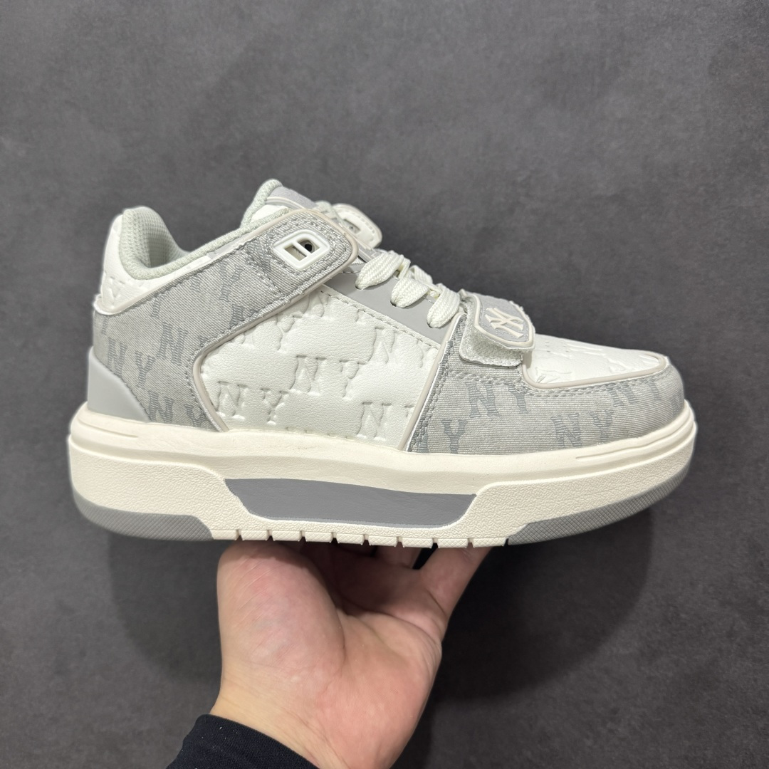 图片[16]-【GQ福利】福利特价MLB Chunky Runner Basic 纽约洋基队二代扣学长鞋 低帮老爹风轻量增高厚底百搭休闲运动板鞋 原楦原纸版开发版型#采用荔枝纹轻量克重纤维移膜皮革面鞋面材质#全新独立5cm厘米外增高轻质发泡中底组合耐磨橡胶外底片！学院穿搭爆款,Korea韩国限定!联乘美国榄球洋基队！ 尺码：36-45-选品中心