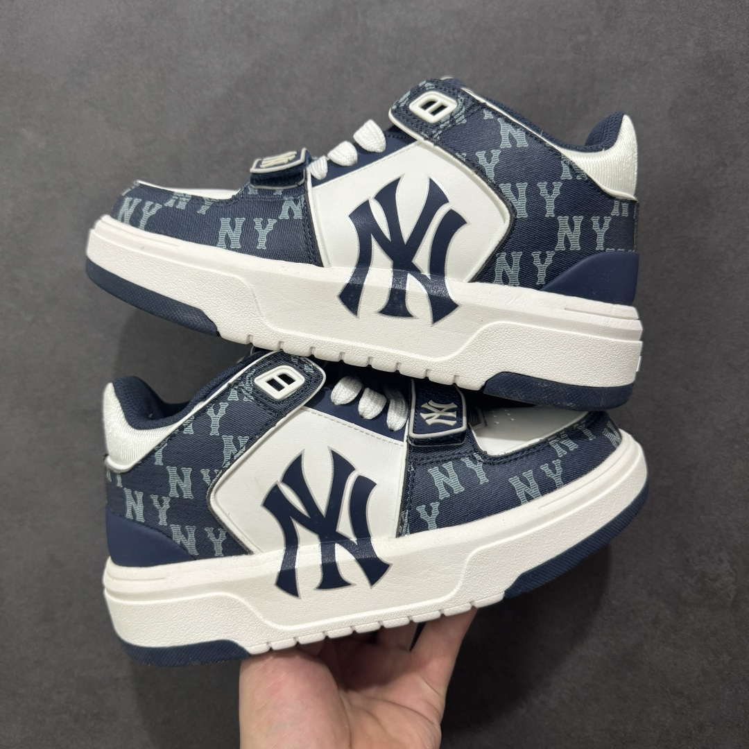 图片[15]-【GQ福利】福利特价MLB Chunky Runner Basic 纽约洋基队二代扣学长鞋 低帮老爹风轻量增高厚底百搭休闲运动板鞋 原楦原纸版开发版型#采用荔枝纹轻量克重纤维移膜皮革面鞋面材质#全新独立5cm厘米外增高轻质发泡中底组合耐磨橡胶外底片！学院穿搭爆款,Korea韩国限定!联乘美国榄球洋基队！ 尺码：36-45-选品中心