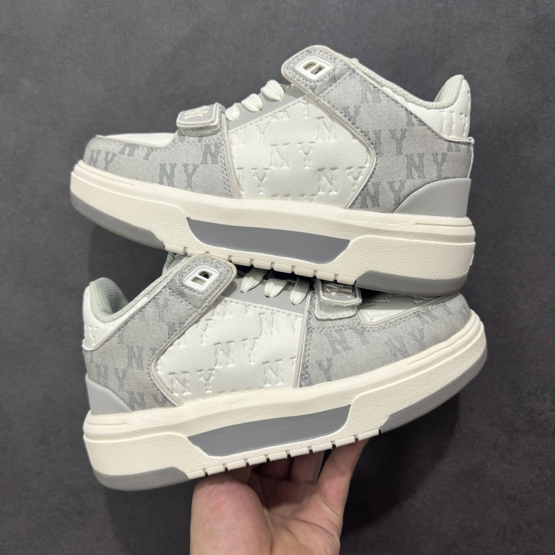 图片[16]-【GQ福利】福利特价MLB Chunky Runner Basic 纽约洋基队二代扣学长鞋 低帮老爹风轻量增高厚底百搭休闲运动板鞋 原楦原纸版开发版型#采用荔枝纹轻量克重纤维移膜皮革面鞋面材质#全新独立5cm厘米外增高轻质发泡中底组合耐磨橡胶外底片！学院穿搭爆款,Korea韩国限定!联乘美国榄球洋基队！ 尺码：36-45-选品中心