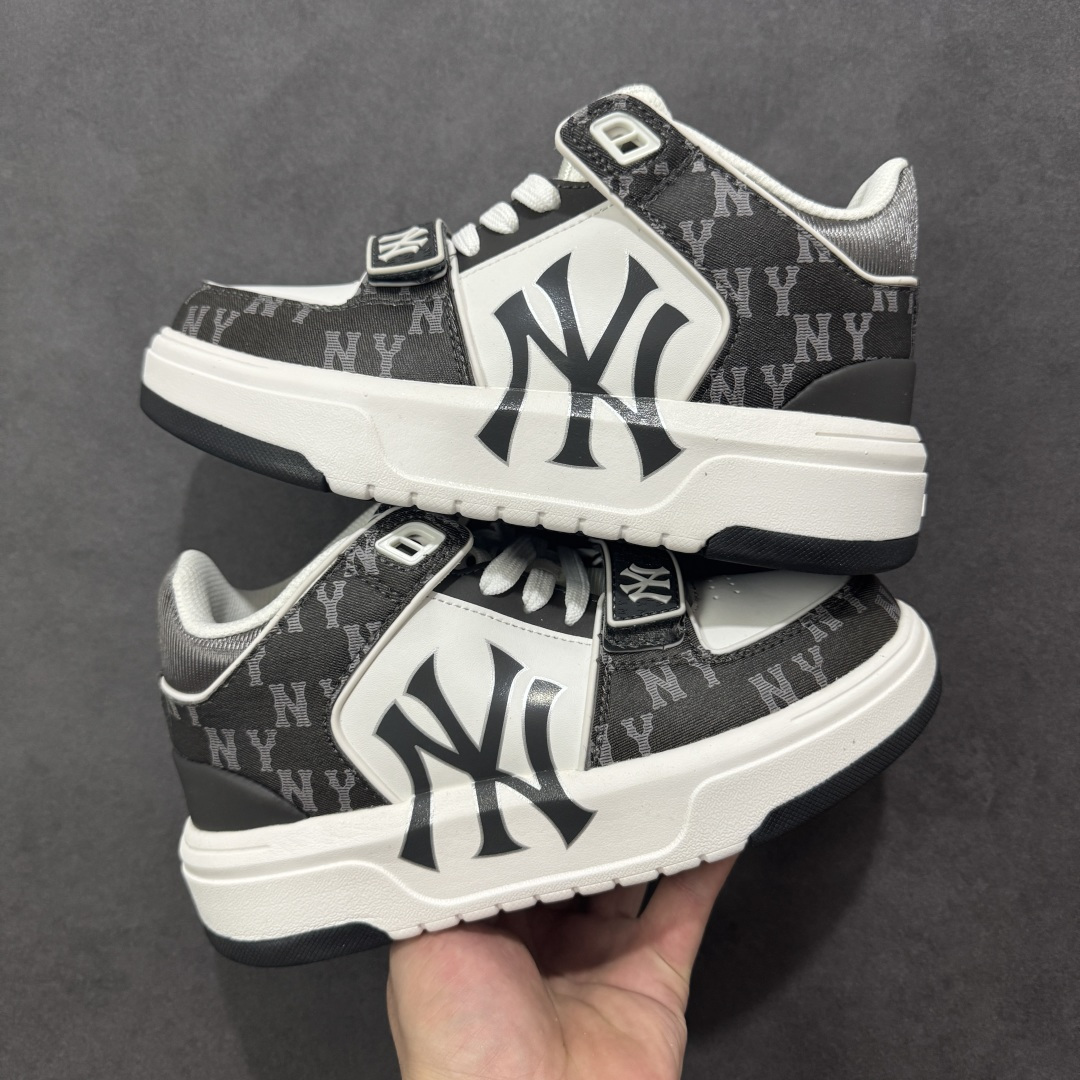 图片[14]-【GQ福利】福利特价MLB Chunky Runner Basic 纽约洋基队二代扣学长鞋 低帮老爹风轻量增高厚底百搭休闲运动板鞋 原楦原纸版开发版型#采用荔枝纹轻量克重纤维移膜皮革面鞋面材质#全新独立5cm厘米外增高轻质发泡中底组合耐磨橡胶外底片！学院穿搭爆款,Korea韩国限定!联乘美国榄球洋基队！ 尺码：36-45-选品中心