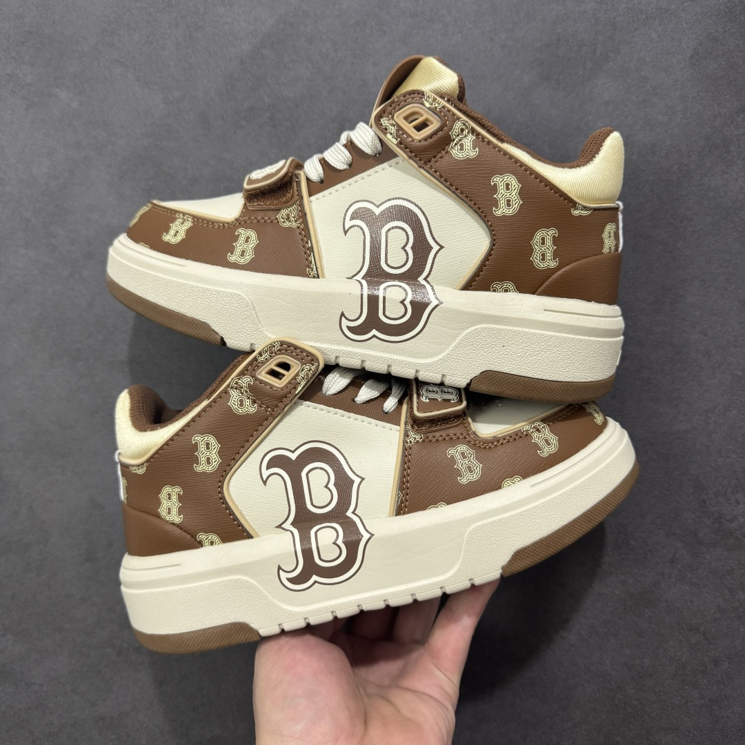 图片[2]-【GQ福利】福利特价MLB Chunky Runner Basic 纽约洋基队二代扣学长鞋 低帮老爹风轻量增高厚底百搭休闲运动板鞋 原楦原纸版开发版型#采用荔枝纹轻量克重纤维移膜皮革面鞋面材质#全新独立5cm厘米外增高轻质发泡中底组合耐磨橡胶外底片！学院穿搭爆款,Korea韩国限定!联乘美国榄球洋基队！ 尺码：36-45-选品中心