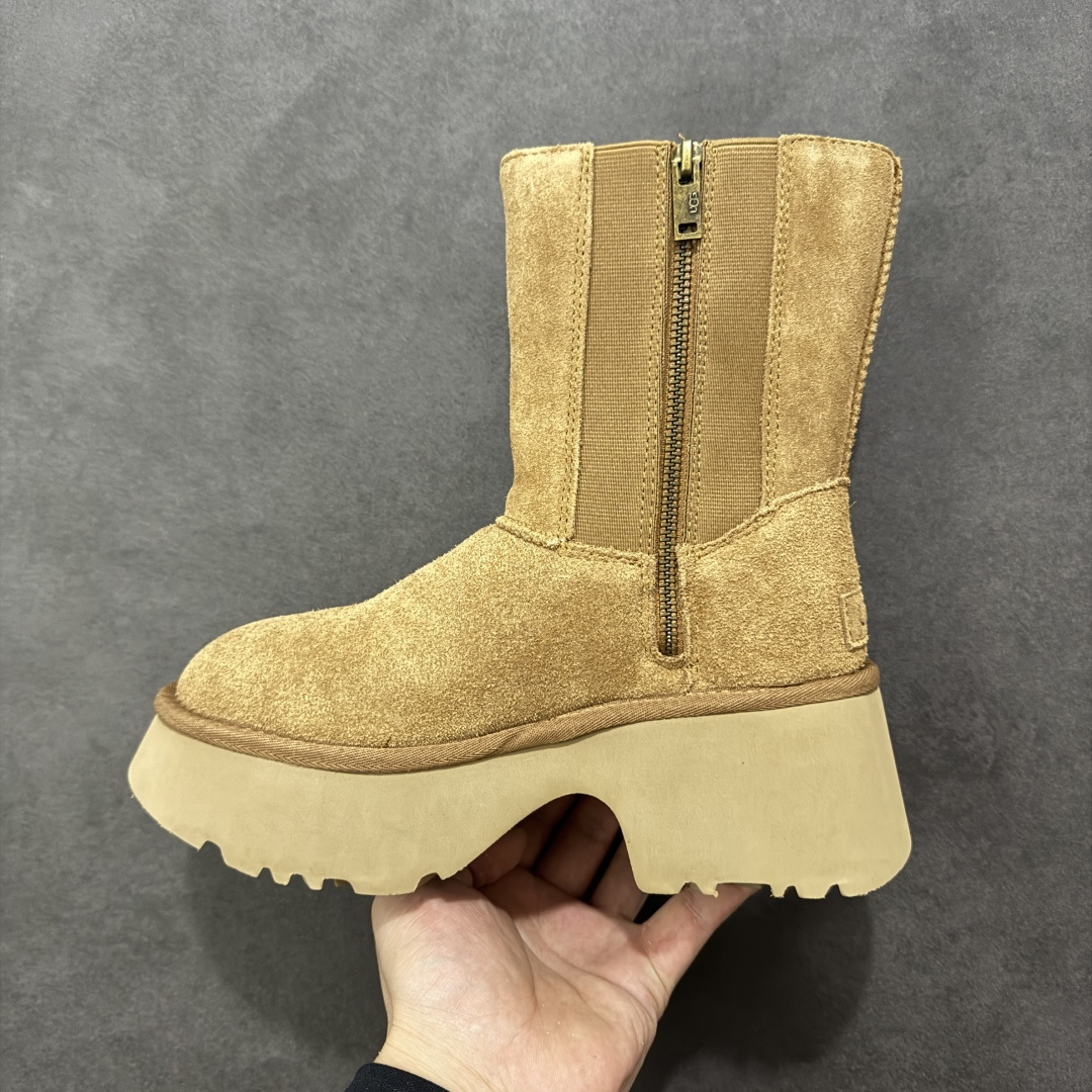 图片[2]-【莞产X1版本】全网最齐ugg130个配色市面顶级版本 1158313 UGG 鱼人厚底铅笔靴 5cm厚底 小红书爆款 厚底羊皮毛一体雪地靴女款 广州外贸大厂生产鞋头到鞋垫真羊皮毛一体独立外盒包装芯片带防水工艺区别市面任何版本 5cm厚底独立原版开发大底羊绒鞋垫冬季保暖外出家居都是很适合的选择进年uug推出款式系列局部偏向年轻消费者喜好也走到时尚潮流穿搭的前沿鞋身材质防泼水涂层翻毛皮鞋面17毫米UGGPURE™植入式羊毛内底轻便防滑舒适橡胶外底带有品牌LOGO商标带全套包装 尺码：35-40-选品中心