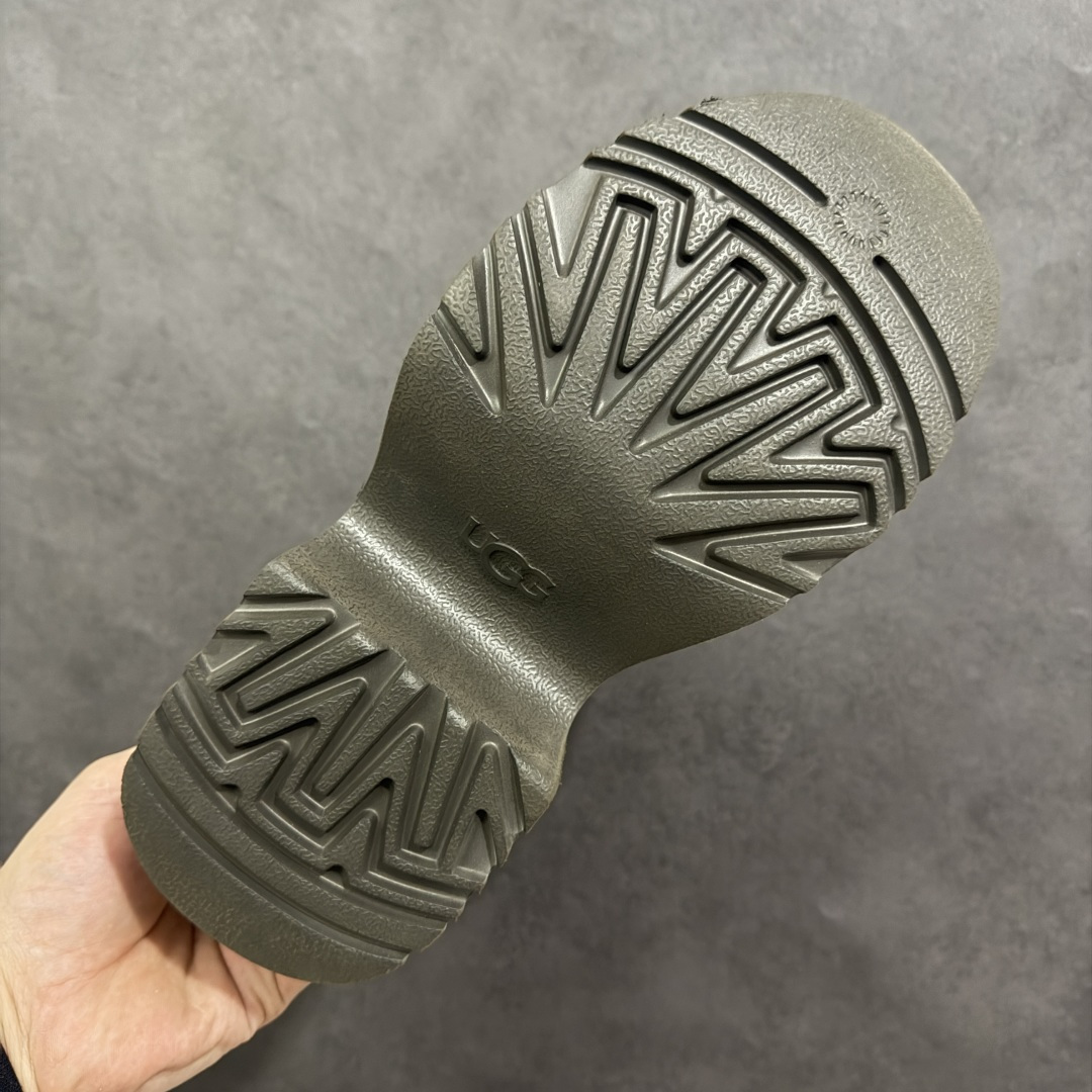 图片[9]-【莞产X1版本】全网最齐ugg130个配色市面顶级版本 1158313 UGG 鱼人厚底铅笔靴 5cm厚底 小红书爆款 厚底羊皮毛一体雪地靴女款 广州外贸大厂生产鞋头到鞋垫真羊皮毛一体独立外盒包装芯片带防水工艺区别市面任何版本 5cm厚底独立原版开发大底羊绒鞋垫冬季保暖外出家居都是很适合的选择进年uug推出款式系列局部偏向年轻消费者喜好也走到时尚潮流穿搭的前沿鞋身材质防泼水涂层翻毛皮鞋面17毫米UGGPURE™植入式羊毛内底轻便防滑舒适橡胶外底带有品牌LOGO商标带全套包装 尺码：35-40-选品中心