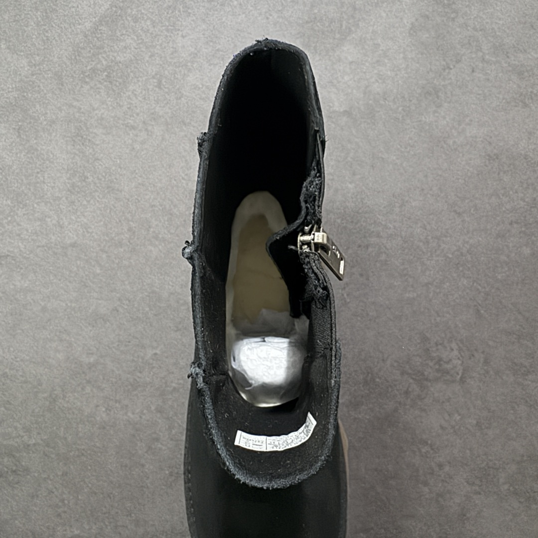 图片[7]-【莞产X1版本】全网最齐ugg130个配色市面顶级版本 1158313 UGG 鱼人厚底铅笔靴 5cm厚底 小红书爆款 厚底羊皮毛一体雪地靴女款 广州外贸大厂生产鞋头到鞋垫真羊皮毛一体独立外盒包装芯片带防水工艺区别市面任何版本 5cm厚底独立原版开发大底羊绒鞋垫冬季保暖外出家居都是很适合的选择进年uug推出款式系列局部偏向年轻消费者喜好也走到时尚潮流穿搭的前沿鞋身材质防泼水涂层翻毛皮鞋面17毫米UGGPURE™植入式羊毛内底轻便防滑舒适橡胶外底带有品牌LOGO商标带全套包装 尺码：35-40-选品中心