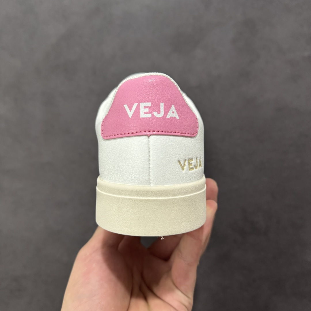 图片[4]-【福利特价】veja Recife Logo CHROMEFREE LEA 法国小众品牌Veja小白鞋 经典小板鞋 增高且有型 妥妥的通勤之王 VEJA始终以绿色地球和低碳运动为宗旨 品牌的所有单品也均用环保材料制作 始终以行动承担对环境的责任 此款VEJA 男女款情侣运动鞋 采用透气皮革鞋面 时尚简约 轻薄舒适 货号： CP052606 尺码： 36-45没半码-选品中心