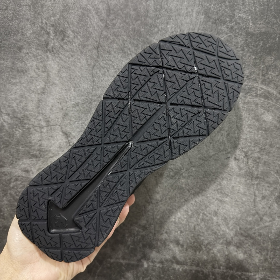 图片[9]-【莞产纯原】迪桑特Descente BOA Running 户外运动跑鞋全皮面 广东大厂出品 超高还原度 独立私模开发，只为真正还原zp 私人定制原版鞋面 舒适透气更好定型 城市通勤/运动健身/轻户外徒步 黑色系潮鞋还有机能风的设计感 原版开发大底，脚感特别轻盈 尺码：39 40 41 42 43 44 编码： ABB390400-选品中心