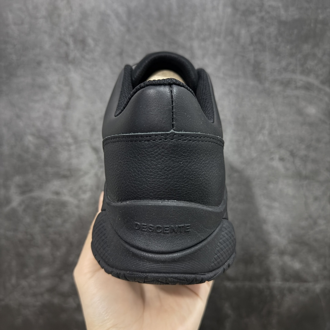 图片[4]-【莞产纯原】迪桑特Descente BOA Running 户外运动跑鞋全皮面 广东大厂出品 超高还原度 独立私模开发，只为真正还原zp 私人定制原版鞋面 舒适透气更好定型 城市通勤/运动健身/轻户外徒步 黑色系潮鞋还有机能风的设计感 原版开发大底，脚感特别轻盈 尺码：39 40 41 42 43 44 编码： ABB390400-选品中心