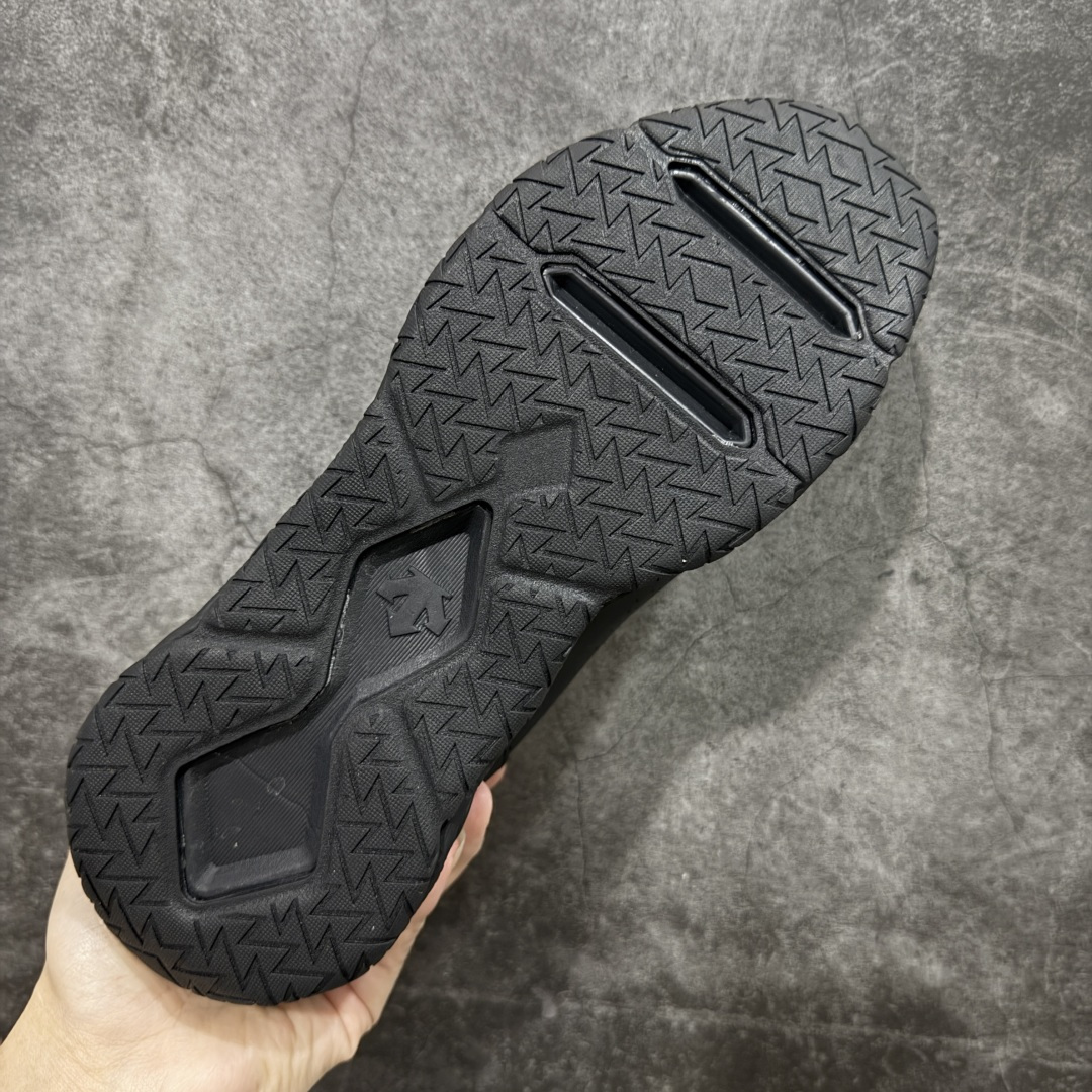 图片[9]-【莞产纯原】迪桑特Descente BOA Running 户外运动跑鞋全皮面 广东大厂出品 超高还原度 独立私模开发，只为真正还原zp 私人定制原版鞋面 舒适透气更好定型 城市通勤/运动健身/轻户外徒步 黑色系潮鞋还有机能风的设计感 原版开发大底，脚感特别轻盈 尺码：39 40 41 42 43 44 编码： ABB390400-选品中心