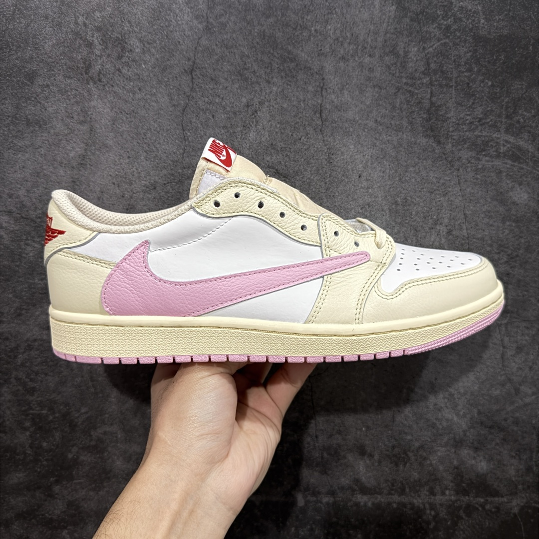 【KZ纯原】Travis Scott x Air Jordan AJ1 Low OG SP TS联名倒钩低帮米黄白粉 IQ7804-101 原材料软头层皮料 国内一线头部知名大厂出品 高端外贸零售专供品质 版型细节完美 原鞋原楦头纸板开发 原厂防尘纸 极致一眼正品既视感 尺码:36-47.5-选品中心