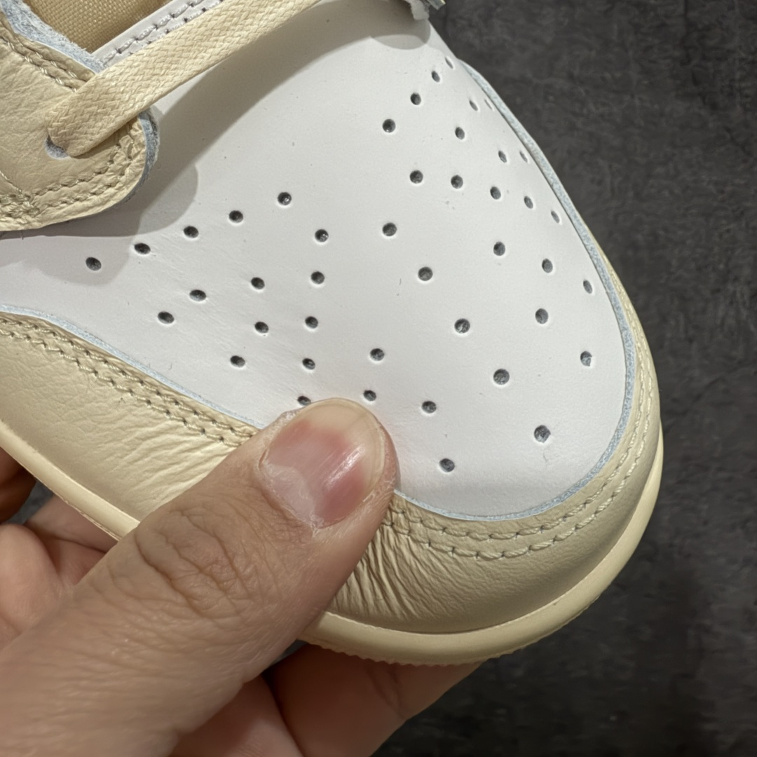 图片[5]-【KZ纯原】Travis Scott x Air Jordan AJ1 Low OG SP TS联名倒钩低帮米黄白粉 IQ7804-101 原材料软头层皮料 国内一线头部知名大厂出品 高端外贸零售专供品质 版型细节完美 原鞋原楦头纸板开发 原厂防尘纸 极致一眼正品既视感 尺码：36-47.5-选品中心