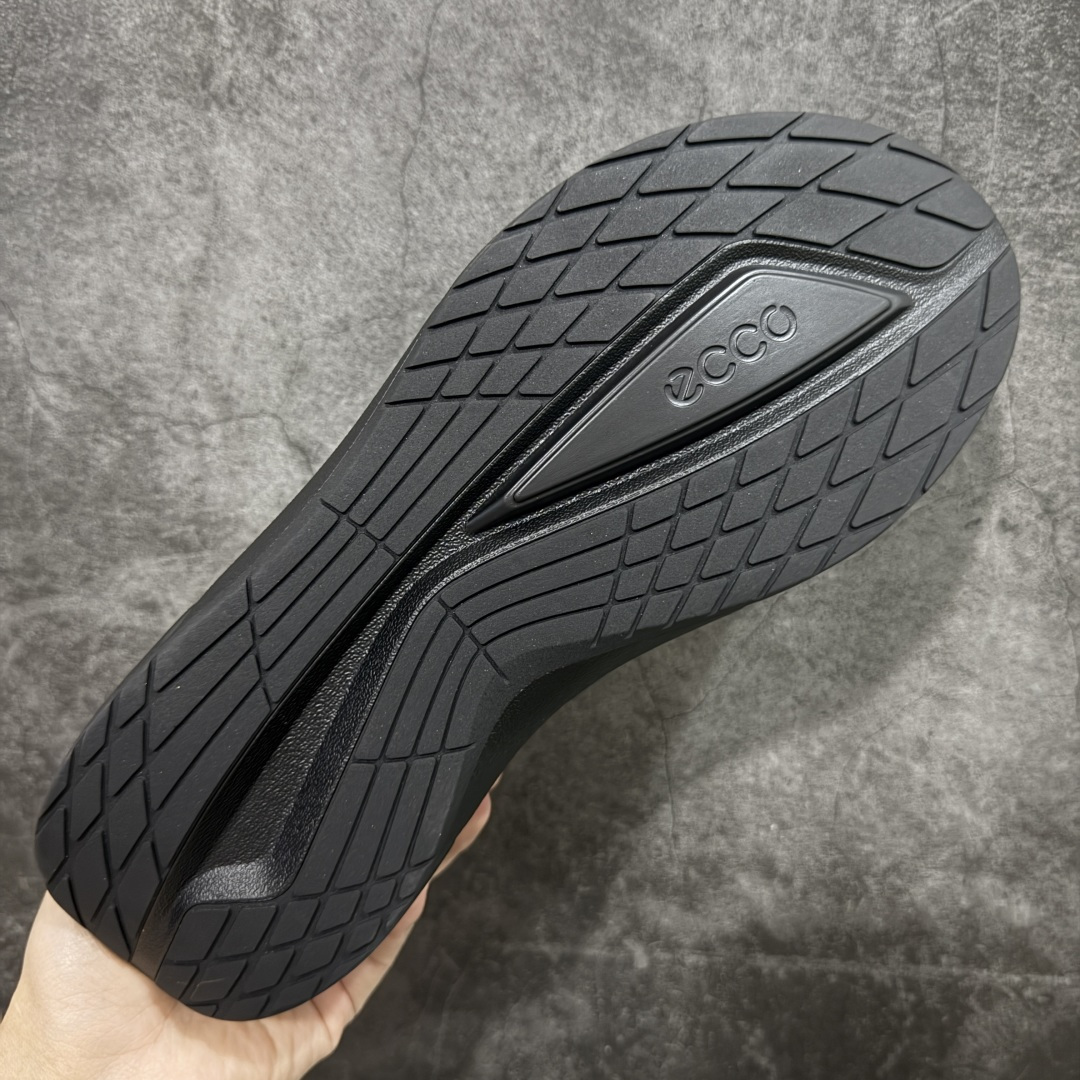 图片[9]-【公司级】Ecco爱步 Boa 运动鞋男鞋高尔夫球鞋 BIOM 透气健步鞋 防滑跑步鞋 健步C系列新款 黄景瑜同款 牛皮鞋面 纹理自然 柔韧耐穿 BIOM自然律动科技鞋楦 符合人体工学 带来裸足体验 气垫中底 带来轻盈舒适的上脚感受 橡胶外底 适应多种地形 防滑耐磨 强劲抓地 鞋面和鞋底一体成型合脚耐穿 城市运动 自在逸步 尺码：39 40 41 42 43 44-选品中心