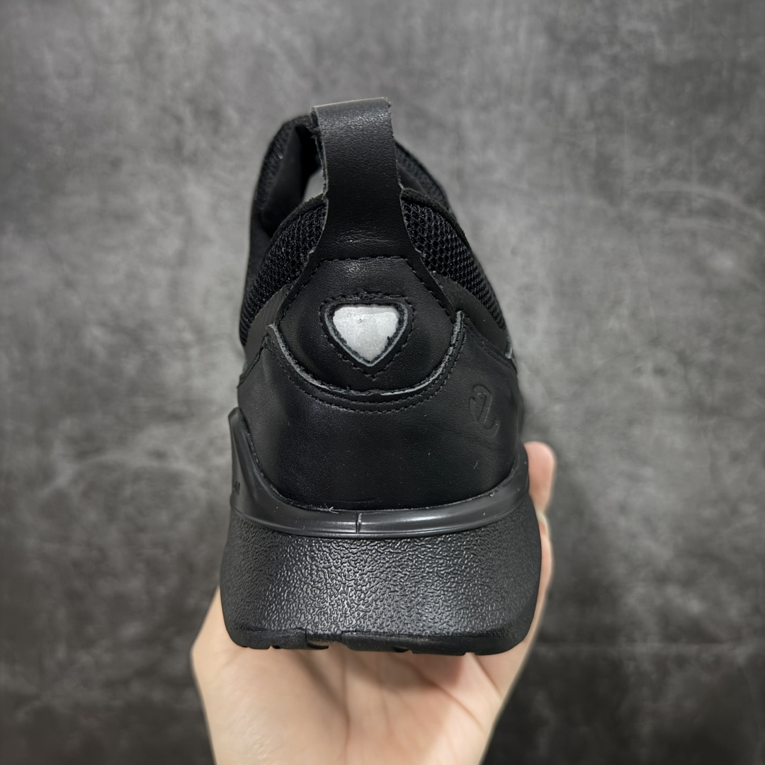 图片[4]-【公司级】Ecco爱步 Boa 运动鞋男鞋高尔夫球鞋 BIOM 透气健步鞋 防滑跑步鞋 健步C系列新款 黄景瑜同款 牛皮鞋面 纹理自然 柔韧耐穿 BIOM自然律动科技鞋楦 符合人体工学 带来裸足体验 气垫中底 带来轻盈舒适的上脚感受 橡胶外底 适应多种地形 防滑耐磨 强劲抓地 鞋面和鞋底一体成型合脚耐穿 城市运动 自在逸步 尺码：39 40 41 42 43 44-选品中心