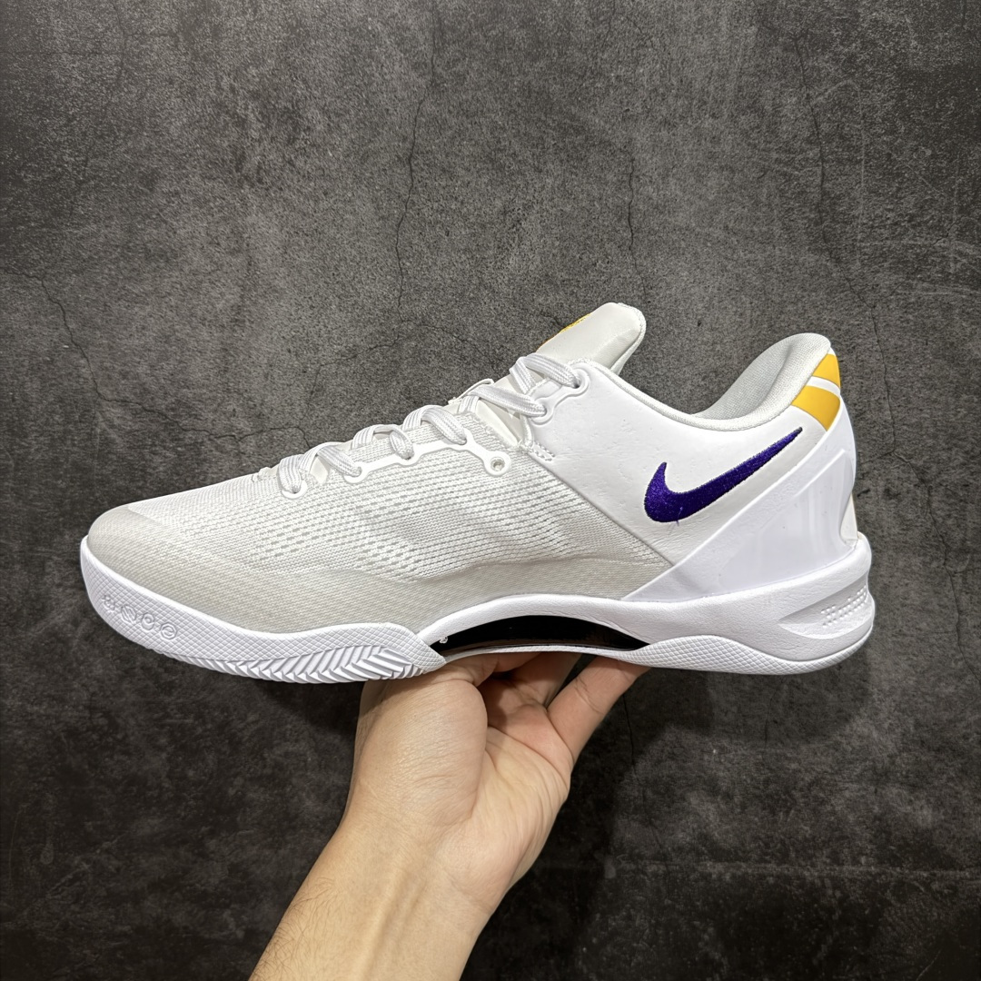 图片[2]-【CK纯原版】Nike Zoom Kobe Ⅷ System 科比8代低帮实战篮球鞋 鞋垫升级配备超厚PHYLON中底 前后掌部位搭载Zoom气垫单元 塑料碳纤维支撑中板 KOBE VII体系的速度模块配备了 PHYLON 中底和在前后掌部位的 Zoom气垫单元，提供快速响应的缓冲。同时，采用低帮弹力鞋口设计，使鞋子能够紧贴脚踝提供更好的支撑。速度模块采用贴合脚面的舒适包裹设计，摒弃传统的鞋舌和鞋内套，使球鞋更加轻质。 货号：HF9550-100 尺码：39-47.5-选品中心