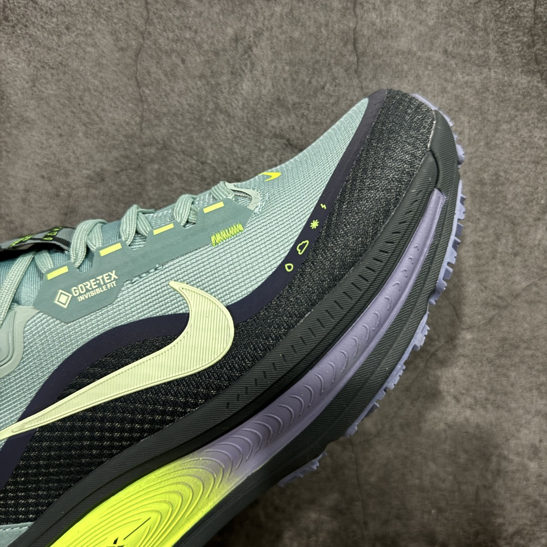 图片[6]-【纯原组合底】Nike VOMERO 18 GTX 耐克 舒适减震防滑 低帮跑步鞋 正确组合大底 正确真正gtx防水鞋面 全掌ReactX泡绵中底 前掌和后跟还配备了Air Zoom气垫单元 据说跑起来更快更舒适哦 这次最大的升级点 首次引入了ReactX泡绵 货号：HQ7001-300 尺码：35.5 36 36.5 37.5 38 38.5 39 40 40.5 41 42 42.5 43 44 45 编码：GLB240250-选品中心