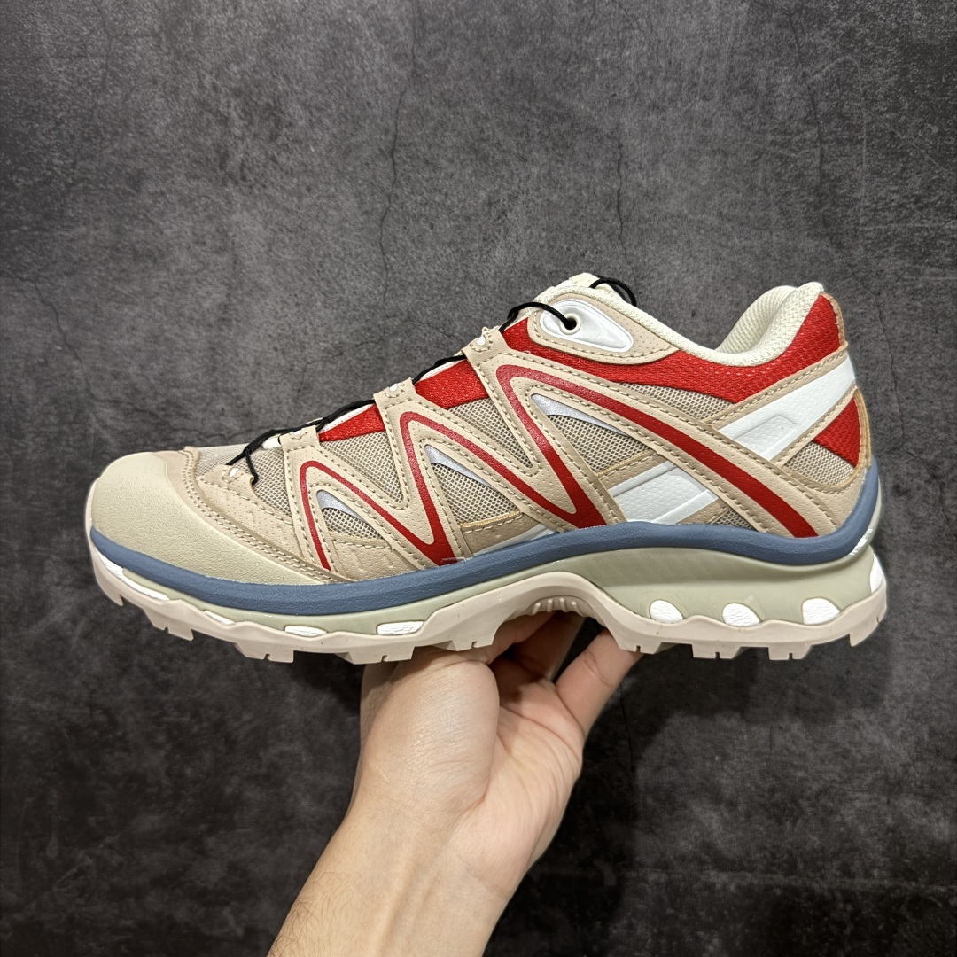 图片[2]-【GD版本】Salomon XT-QUEST ADV 萨洛蒙 时尚 舒适减震防滑耐磨 低帮跑步鞋 男女同款 474787 全新工厂出品 细节清洁度领先市场大部分版本 此版承诺一个月内出现脱胶等重大质量问题 直接换新 耗时半年巨作 全套原纸板楦头开发 原厂特供网布配套加持 确保原汁原味 完美呈现版型 原档数据独家私模五层组合大底 男女鞋同步官方 原装Ortholite轻量化鞋垫 中底布带钢印编号 原厂TPU锁扣 进口港宝加持 后跟自然饱满 还原公司包裹性 基于 SALOMON 初代 XT 鞋身造型并搭载 4D ADVANCED CHASSIS™ 大底打造而成 为这款 XT-QUEST 带来了多项足部控制与保护等功能性 如在运动过程中控制左右晃动的过程而提高稳定性、改善长途越野过程中足中到足尖的过渡、提高感知岩石的精确度以抵抗尖锐物体对脚底的伤害以及采用动态缓冲来增强穿着舒适感 从而减轻疲劳感 使 XT-QUEST 成为一双舒适且安全的户外之履 尺码：36 36.5 37.5 38 38.5 39 40 40.5 41 42 42.5 43 44 44.5 45-选品中心