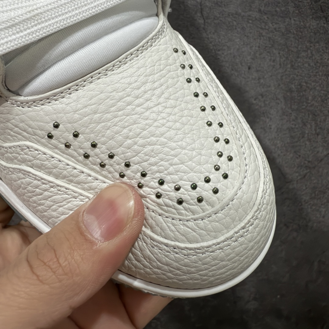 图片[5]-【天花板/Goat版】 市场最强版 没有之一的存在💪🏻 Louis Vuitton LV Trainer 系列全新版上架 手里有正品的可以对比下🆚懂货的看细节‼️ 此版品质是市场从未达到的新高度！ 整体版型 皮料 牛仔布的色差 压花纹路清晰度 后跟版型等等 都可以自行对比[机智]吊打市场所有货，怒甩十条街的那种，直接来正品对比图🆚，欢迎拿市场各大工厂的货来对比！ 尺码：35-45码-选品中心