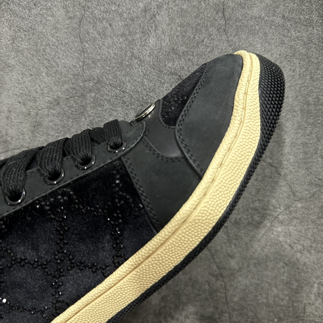 图片[6]-【广东纯原版】Gucci做旧小脏鞋 黑钻 ZP开发 原版开模 金属双G水晶圆柱形标 Gucci原版纹织带 真正水洗布标 鞋面擦色牛皮拼接经典双G布面料，皮面切口全油边封口工艺，原版毛巾布里细腻柔软更舒适透气，垫脚乳胶注塑一体，私模钢印，双色原版TPU大底(下层宽，上层窄) 配进口原版四边封干燥剂、原版18股鞋带，新版红盒子，与专柜配套包装一致 尺码：35-39-选品中心