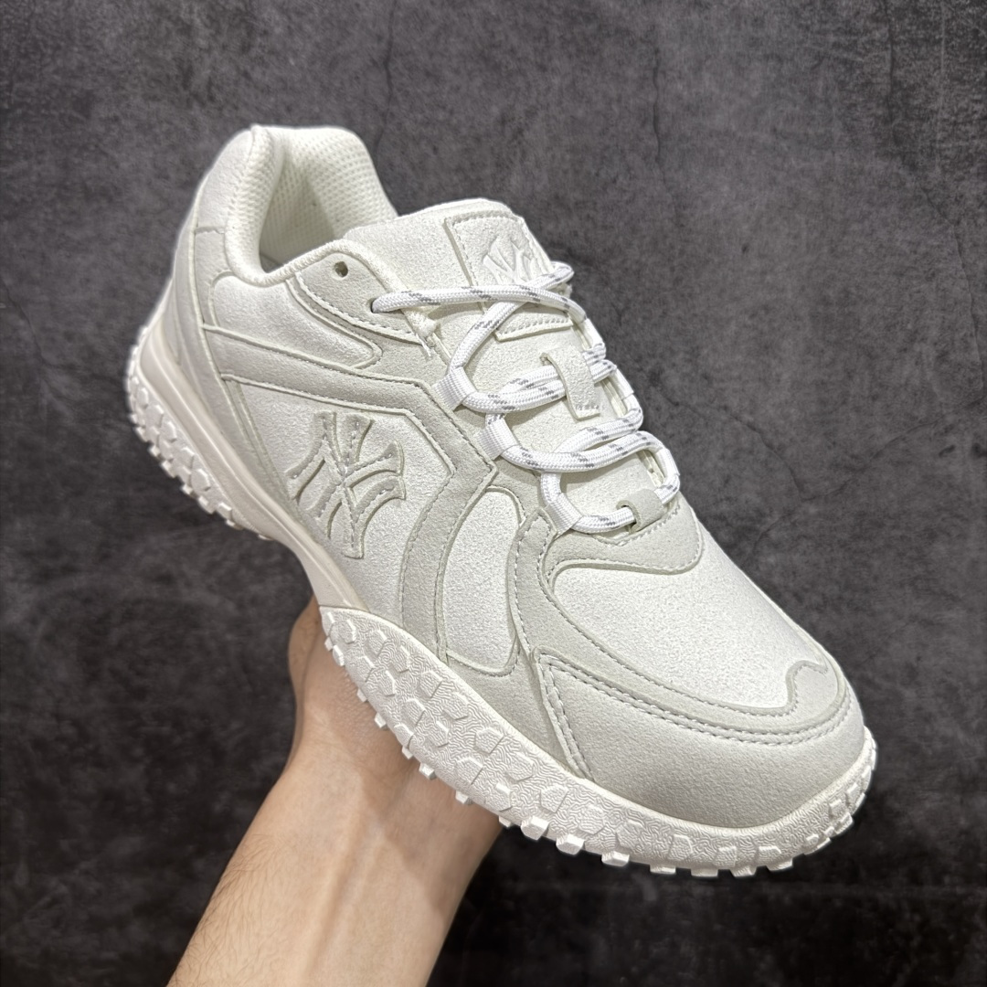 图片[3]-【纯原升级版】MLB 纽约洋基队 双鞋带 轻量运动百搭 豆豆薄底鞋 防滑轻便 低帮 板鞋 男女同款 MLB官方同步出货 虞书欣等众多潮流明星同款 高弹双层MD大底 原楦原档案数据开发版型（完美鞋头弧度/后套收口效果🆚市面文案版本‼️） 原厂立体填充鞋舌海绵 中底注胶孔原数据开发模具大底原厂转印标市面上唯一纯原版本 原材料打造 内增高6cm 原厂1：1模具开发 原厂进口纳米材质 原厂 全套原盒雷射防伪标包装 天猫订单品质 官网尺码：35 36 36.5 37.5 38 38.5 39 40 40.5 41 42 42.5 43 44 45-选品中心