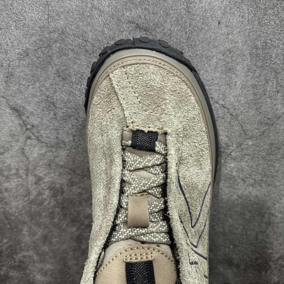 图片[5]-【绿x版本】KEEN Mino 科恩户外徒步山系 皮革透气支撑 低帮跑步鞋 全头层翻毛皮鞋面材质 专业的防滑齿纹大底与稳固护趾设计，无惧山路崎岖，给你踏实的安全感。 独特的复古廓形与温柔色调，瞬间提升OOTD质感，上脚舒适百搭 尺码：35-45-选品中心