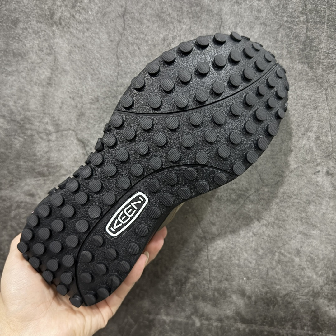 图片[9]-【绿x版本】KEEN Mino 科恩户外徒步山系 皮革透气支撑 低帮跑步鞋 全头层翻毛皮鞋面材质 专业的防滑齿纹大底与稳固护趾设计，无惧山路崎岖，给你踏实的安全感。 独特的复古廓形与温柔色调，瞬间提升OOTD质感，上脚舒适百搭 尺码：35-45-选品中心