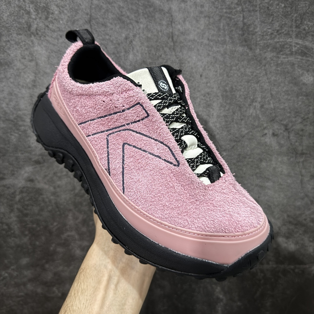 图片[3]-【绿x版本】KEEN Mino 科恩户外徒步山系 皮革透气支撑 低帮跑步鞋 全头层翻毛皮鞋面材质 专业的防滑齿纹大底与稳固护趾设计，无惧山路崎岖，给你踏实的安全感。 独特的复古廓形与温柔色调，瞬间提升OOTD质感，上脚舒适百搭 尺码：35-45-选品中心