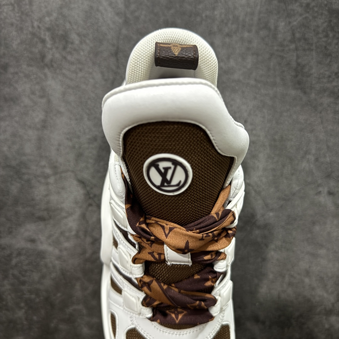 图片[8]-【YS纯原】广奢高端货Louis Vuitton 路易威登LV Archlight Sneakers系列 真皮拼色弓型拱桥底运动鞋 INS炸款 · 米兰走秀风 高奢质感 ✦ 高奢品牌走秀款 · 复古老爹＋舞蹈弓型轮廓 ✦ 升级原装5D礼盒＋全套原装配件 ✦ 支持NFC感应 · 直接跳转官网 ✦ 头层小牛皮革饰片 · 细节干净利落 ✦ 原厂网面＋真皮拼接 · 透气不闷脚 ✦ 独立开发 TPU回弹中底 · 轻量缓震 ✦ 组合 TPR耐磨大底 · 抓地稳、耐穿强 ✦ 超软皮内里＋柔软脚垫 · 上脚一秒舒适 尺码：35-39-选品中心