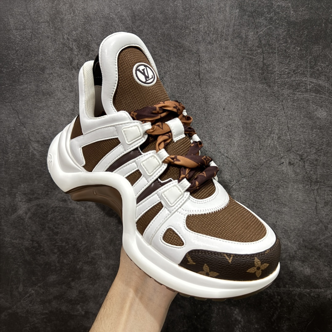 图片[3]-【YS纯原】广奢高端货Louis Vuitton 路易威登LV Archlight Sneakers系列 真皮拼色弓型拱桥底运动鞋 INS炸款 · 米兰走秀风 高奢质感 ✦ 高奢品牌走秀款 · 复古老爹＋舞蹈弓型轮廓 ✦ 升级原装5D礼盒＋全套原装配件 ✦ 支持NFC感应 · 直接跳转官网 ✦ 头层小牛皮革饰片 · 细节干净利落 ✦ 原厂网面＋真皮拼接 · 透气不闷脚 ✦ 独立开发 TPU回弹中底 · 轻量缓震 ✦ 组合 TPR耐磨大底 · 抓地稳、耐穿强 ✦ 超软皮内里＋柔软脚垫 · 上脚一秒舒适 尺码：35-39-选品中心