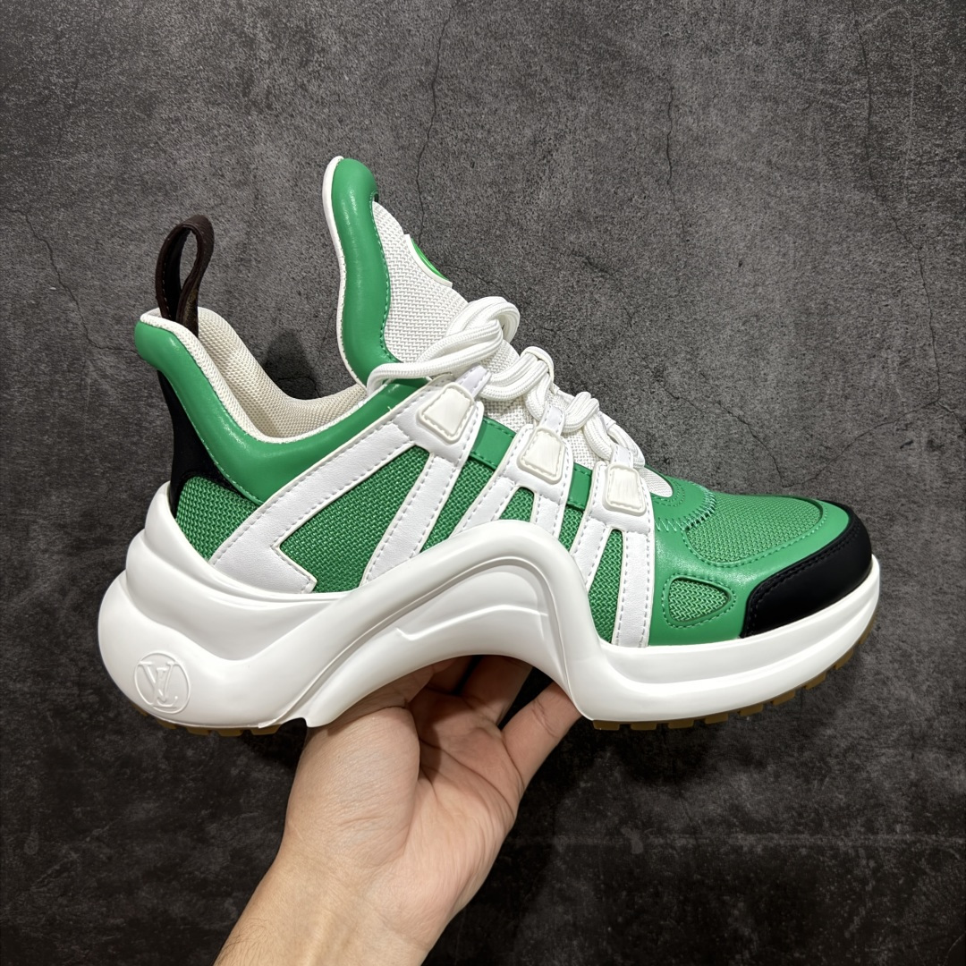 【YS纯原】广奢高端货Louis Vuitton 路易威登LV Archlight Sneakers系列 真皮拼色弓型拱桥底运动鞋 INS炸款 · 米兰走秀风 高奢质感 ✦ 高奢品牌走秀款 · 复古老爹+舞蹈弓型轮廓 ✦ 升级原装5D礼盒+全套原装配件 ✦ 支持NFC感应 · 直接跳转官网 ✦ 头层小牛皮革饰片 · 细节干净利落 ✦ 原厂网面+真皮拼接 · 透气不闷脚 ✦ 独立开发 TPU回弹中底 · 轻量缓震 ✦ 组合 TPR耐磨大底 · 抓地稳、耐穿强 ✦ 超软皮内里+柔软脚垫 · 上脚一秒舒适 尺码:35-39-选品中心