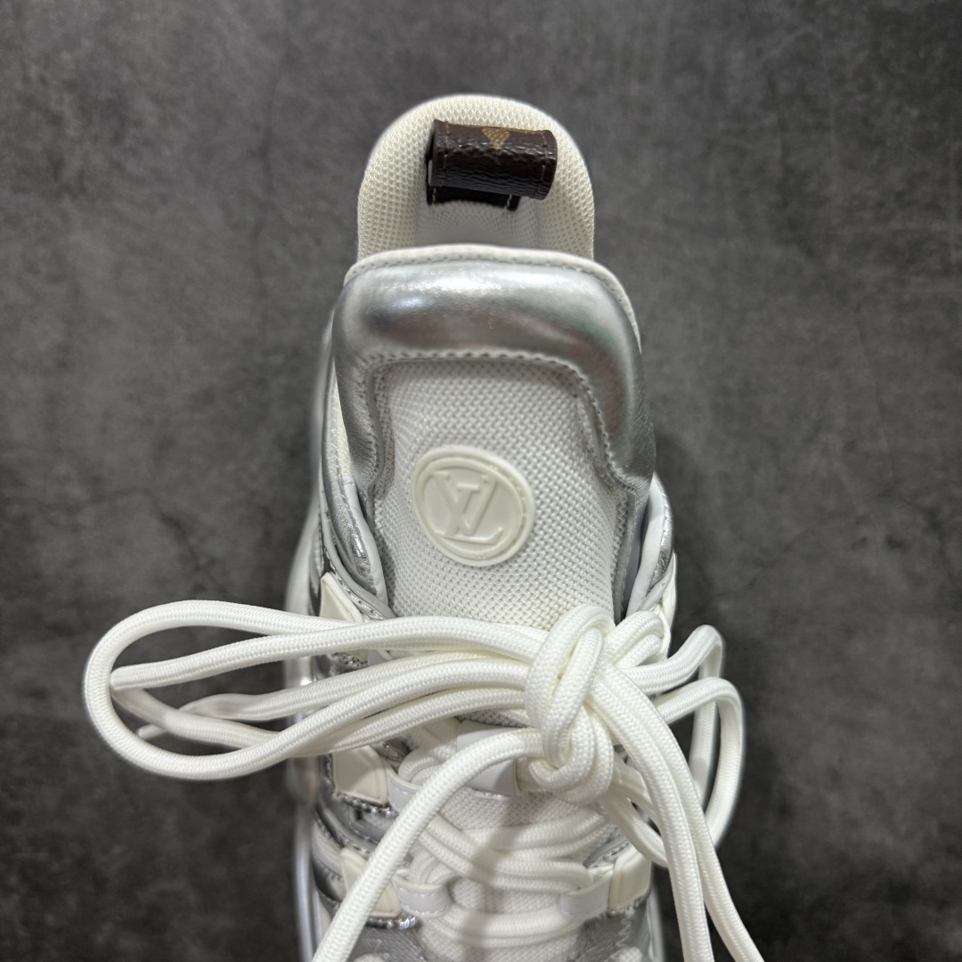 图片[8]-【YS纯原】广奢高端货Louis Vuitton 路易威登LV Archlight Sneakers系列 真皮拼色弓型拱桥底运动鞋 INS炸款 · 米兰走秀风 高奢质感 ✦ 高奢品牌走秀款 · 复古老爹＋舞蹈弓型轮廓 ✦ 升级原装5D礼盒＋全套原装配件 ✦ 支持NFC感应 · 直接跳转官网 ✦ 头层小牛皮革饰片 · 细节干净利落 ✦ 原厂网面＋真皮拼接 · 透气不闷脚 ✦ 独立开发 TPU回弹中底 · 轻量缓震 ✦ 组合 TPR耐磨大底 · 抓地稳、耐穿强 ✦ 超软皮内里＋柔软脚垫 · 上脚一秒舒适 尺码：35-39-选品中心