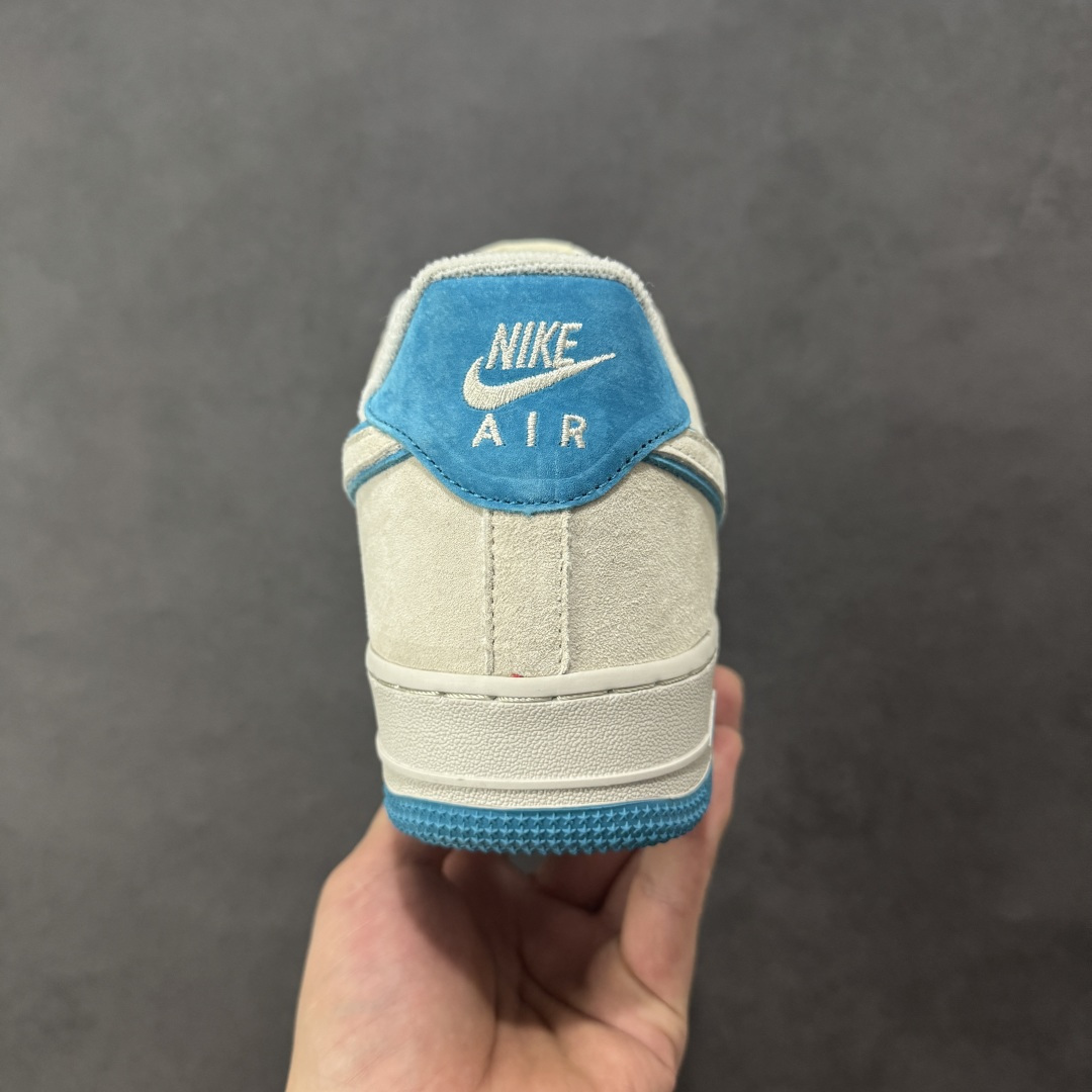 图片[4]-【定制版】Nike Air Force 1 \’07 Low “头层猪八拼接” 空军一号 高端定制 低帮 运动鞋 休闲鞋 折边针车 工艺难度大 原楦头原纸板 原装鞋盒 定制五金配件 内置全掌气垫 原厂鞋底 货号：DY9867-109 尺码：36 36.5 37.5 38 38.5 39 40 40.5 41 42 42.5 43 44 44.5 45 编码：HXSA250260-选品中心
