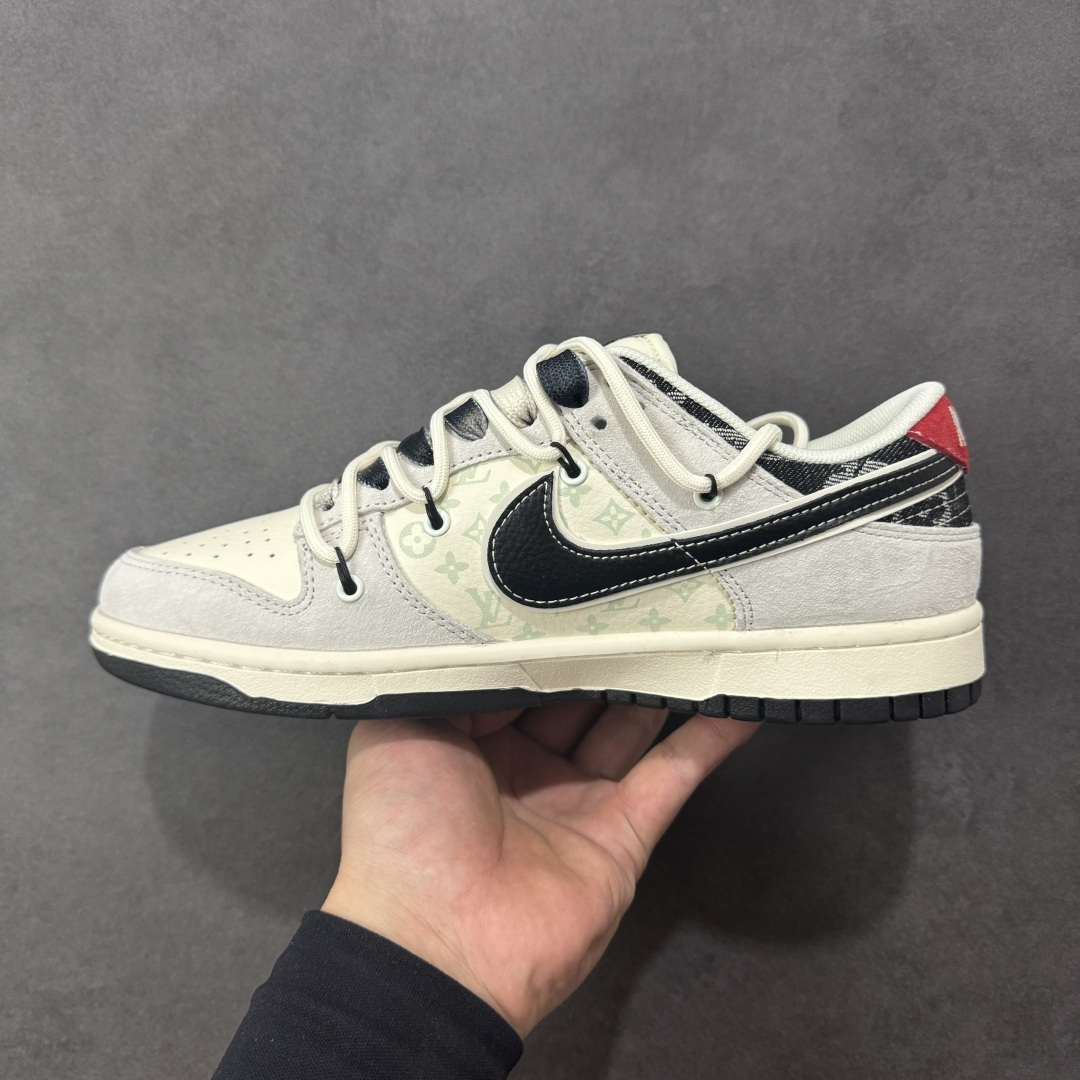 图片[2]-【定制版】Nike SB Dunk Low LV联名 荔纹勾抽绳 周年高端定制 低帮休闲板鞋 CX5050-Y53  #定制鞋盒 大厂纯原品质出货 超高清洁度 皮料切割干净无任何毛边 细节完美   尺码：36 36.5 37.5 38 38.5 39 40 40.5 41 42 42.5 43 44 44.5 45 编码：HXSB350360-选品中心