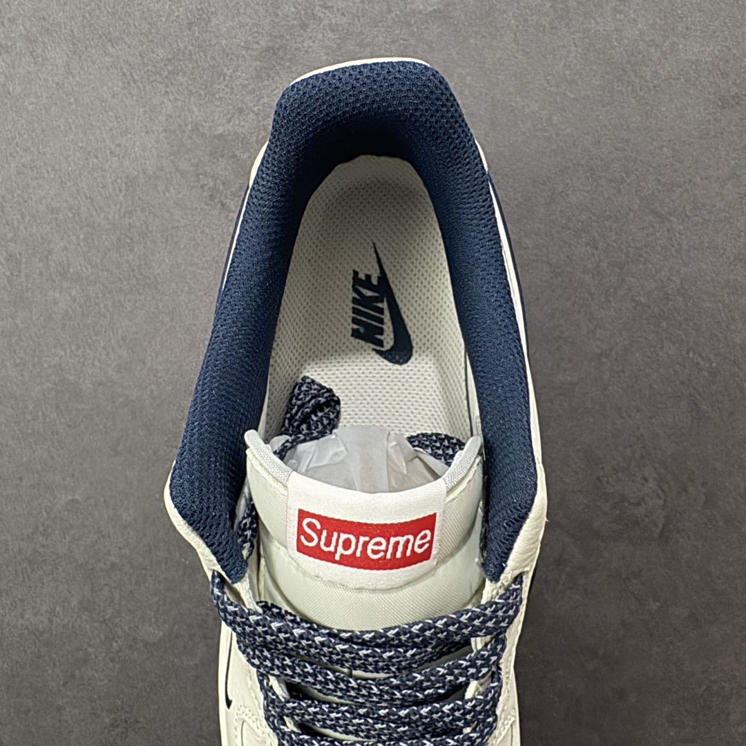 图片[7]-【定制版】NIke Air Force 1 \’07 Low “Supreme-午夜蓝”空军一号 低帮 运动鞋 休闲鞋 折边针车 工艺难度大 原楦头原纸板 原装鞋盒 定制五金配件 内置全掌气垫 原厂鞋底 货号：JP8028-061 尺码：36 36.5 37.5 38 38.5 39 40 40.5 41 42 42.5 43 44 44.5 45-选品中心