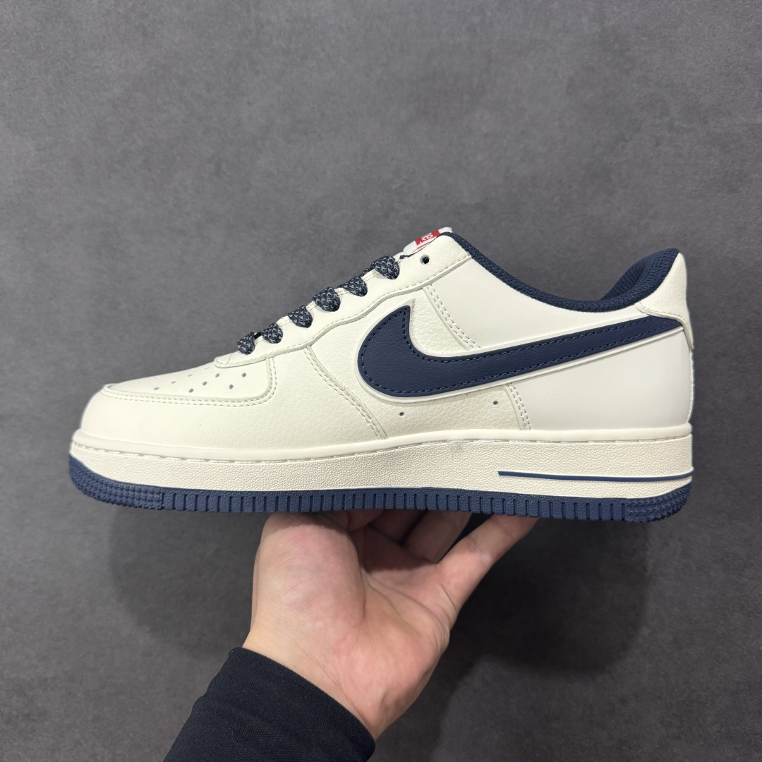 图片[2]-【定制版】NIke Air Force 1 \’07 Low “Supreme-午夜蓝”空军一号 低帮 运动鞋 休闲鞋 折边针车 工艺难度大 原楦头原纸板 原装鞋盒 定制五金配件 内置全掌气垫 原厂鞋底 货号：JP8028-061 尺码：36 36.5 37.5 38 38.5 39 40 40.5 41 42 42.5 43 44 44.5 45-选品中心