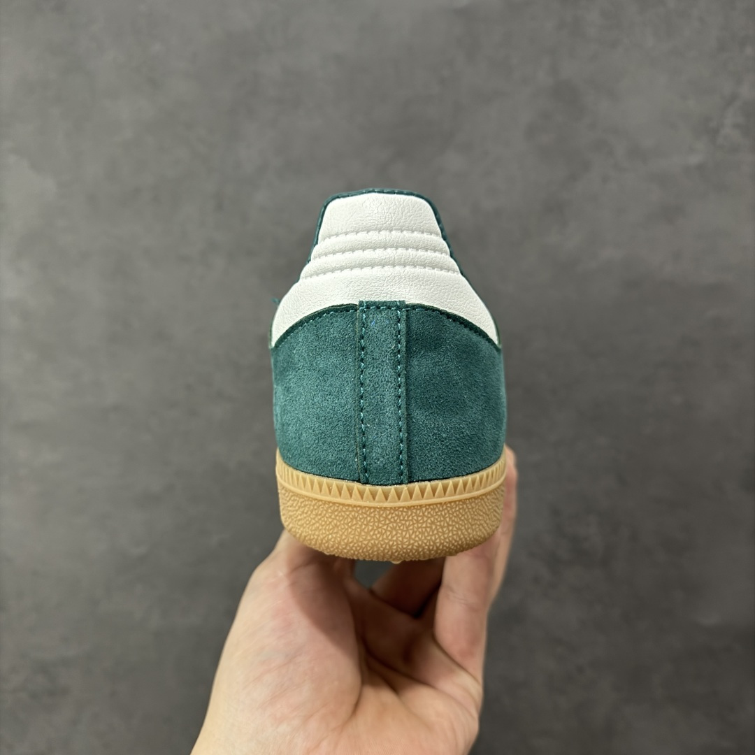 图片[4]-【公司级】Adidas三叶草SAMBA OG 休闲板鞋 性价比天花板 该鞋款鞋面采用多种材料拼接(缝/车线) Superstar系列又备受众多滑板爱好者的青睐 这款Superstar经典鞋 沿用50年来的贝壳鞋头样式 继往开来 采用皮革鞋面和浑厚全包大底设计 烫金徽标伴你在滑板上留下“流星”般绚丽的轨迹 货号： IH6829 尺码： 36 36.5 37.5 38 38.5 39 40 40.5 41 42 42.5 43 44 44.5 45 编码：YQA170180-选品中心